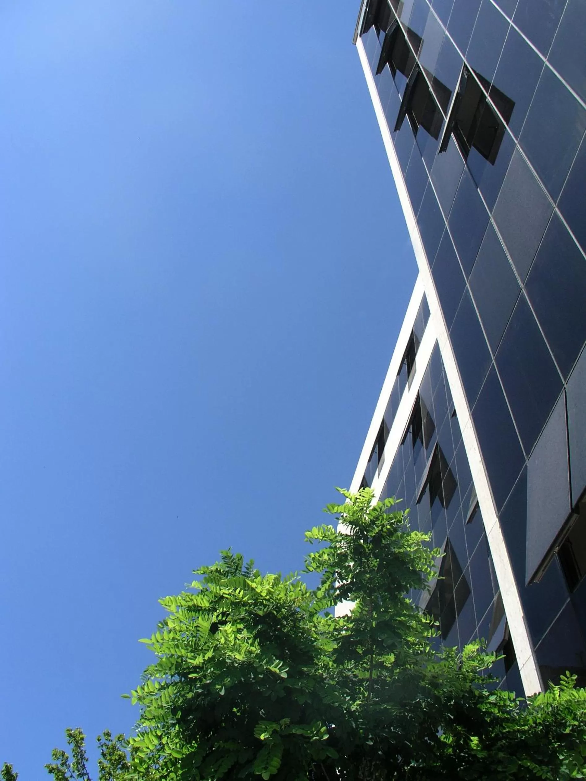 Facade/entrance in Hotel Atrium