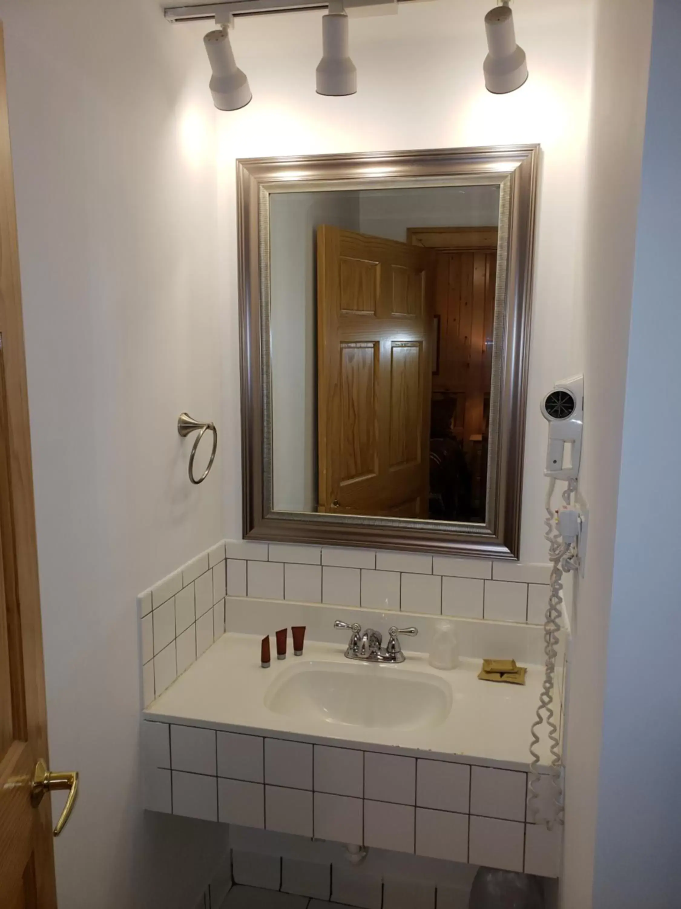 Double Room with Two Double Beds in Willard Munger Inn Double Room with Two Double Beds in Willard Munger Inn