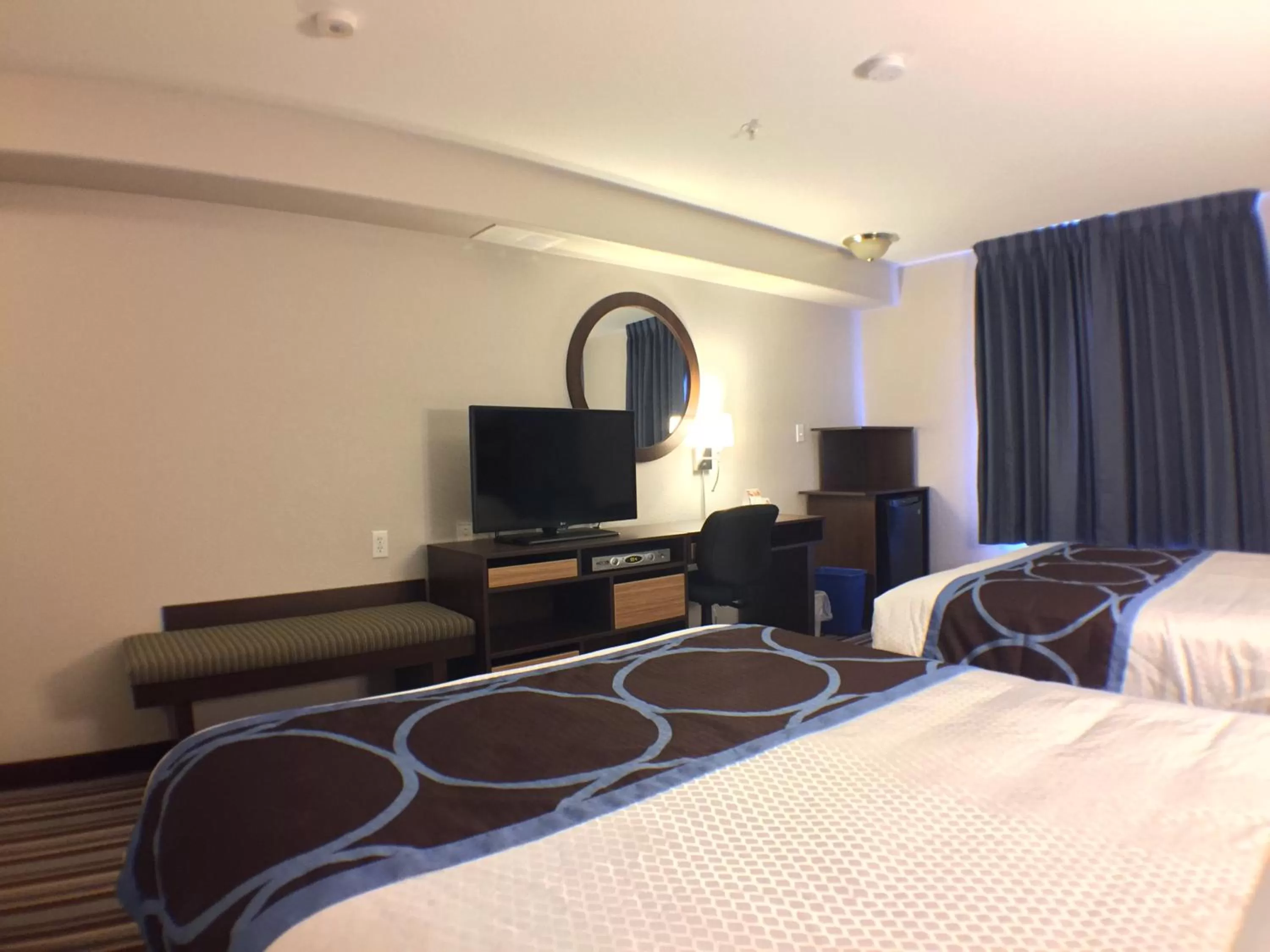 Bed in Super 8 by Wyndham Fort Frances