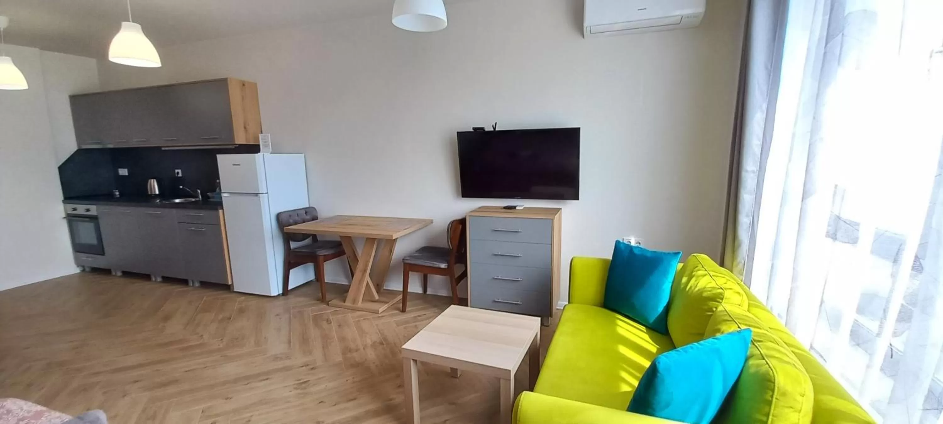 TV/Entertainment Center in WOW Apartments