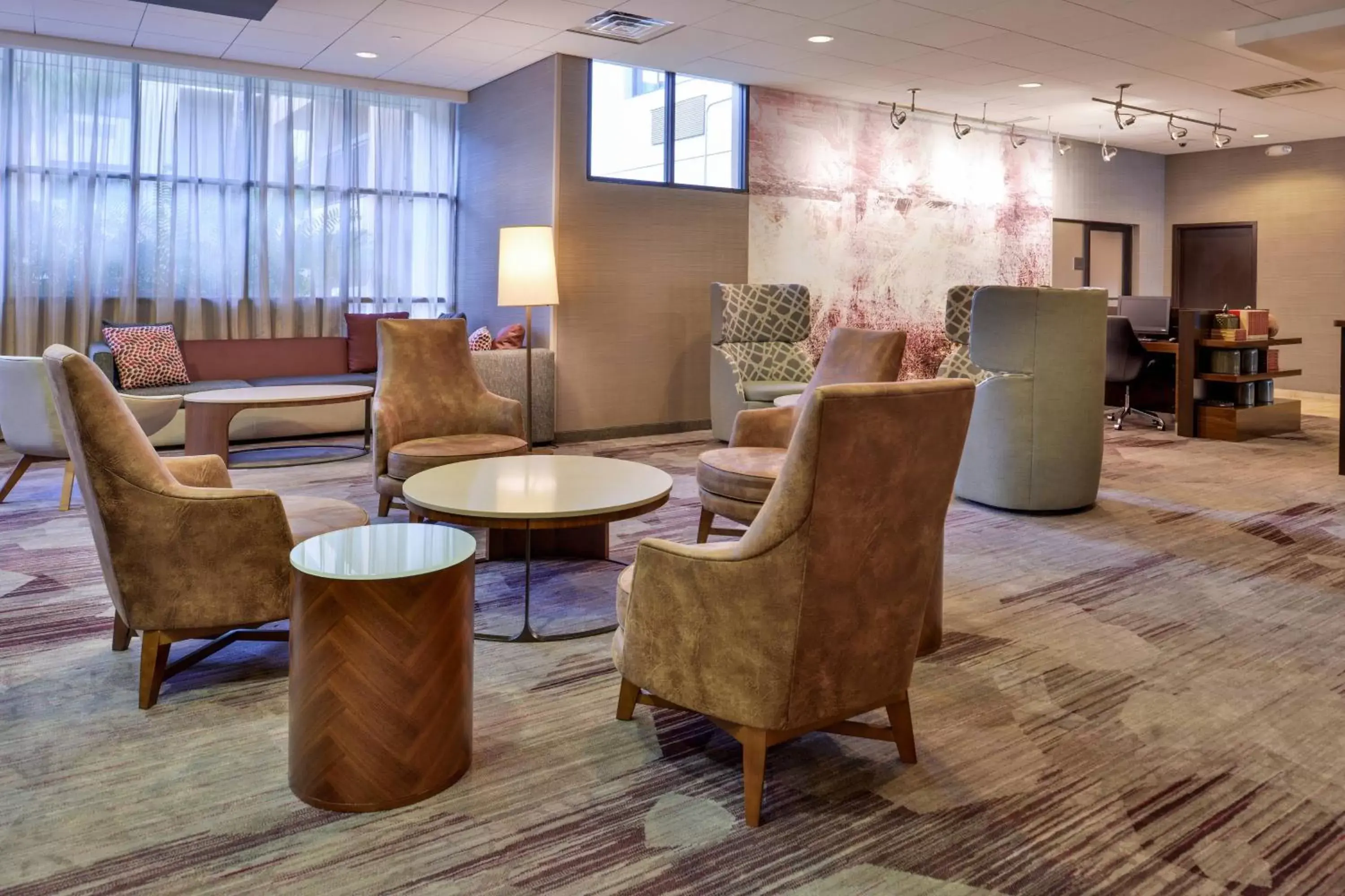 Lobby or reception, Lounge/Bar in Courtyard by Marriott Ocala