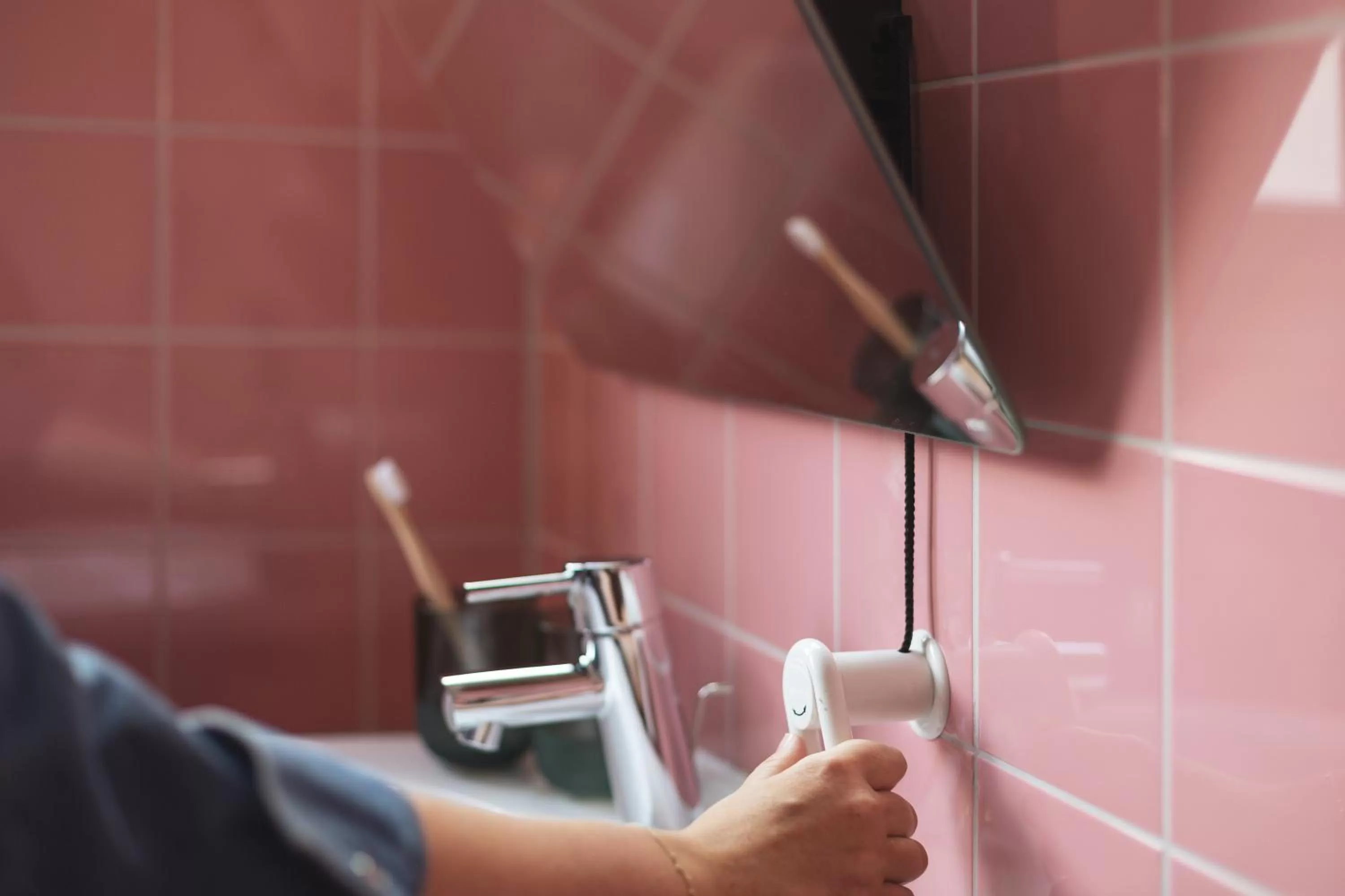 Toilet in Holiday Inn - the niu, Loco Munich North by IHG