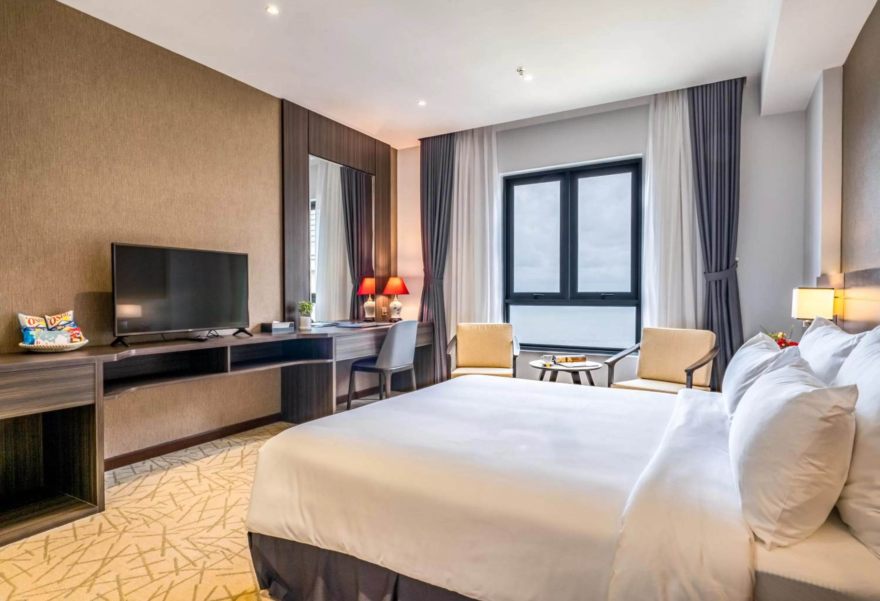 View (from property/room), Bed in The Cap Hotel