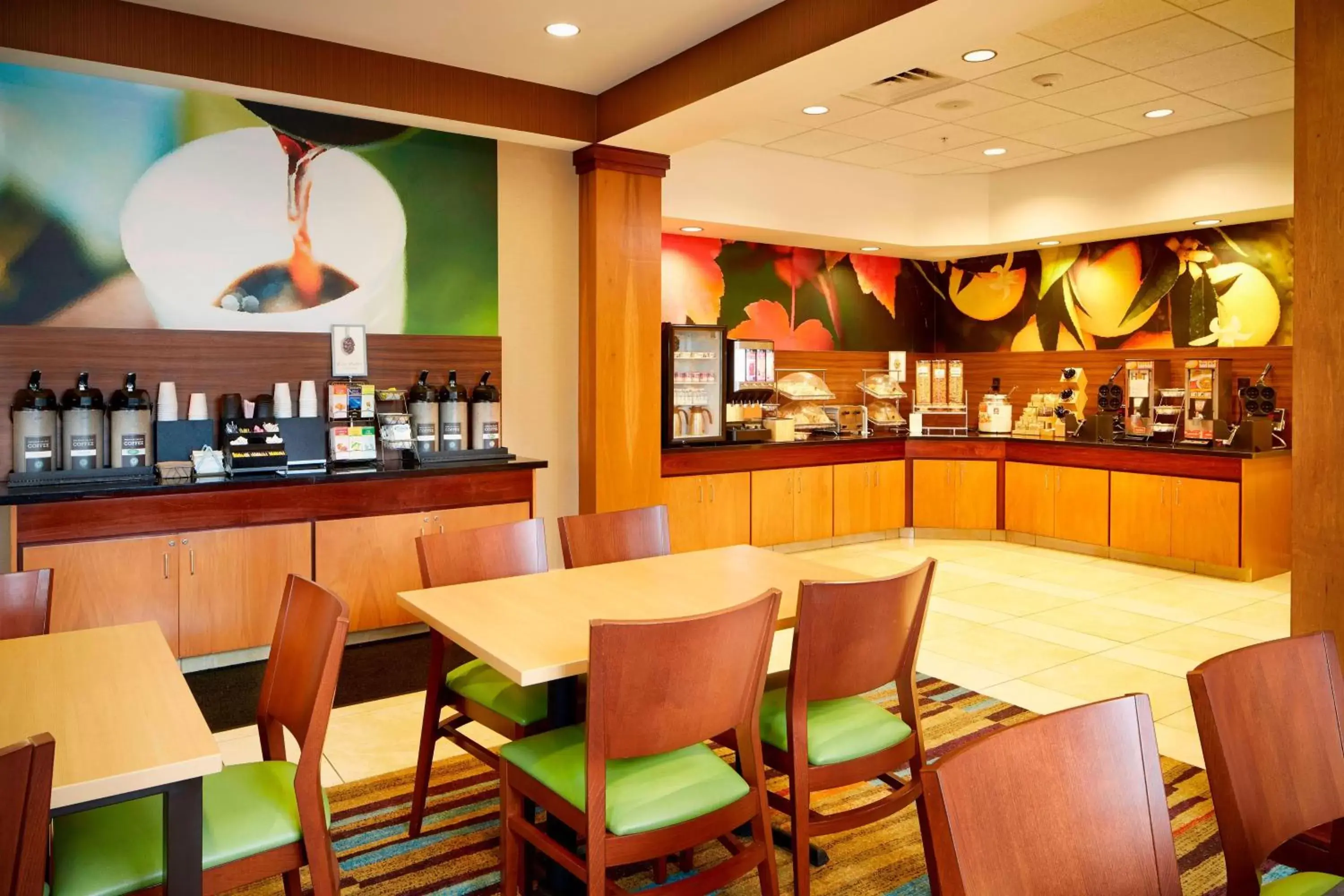 Breakfast, Restaurant/Places to Eat in Fairfield Inn and Suites Columbus Polaris