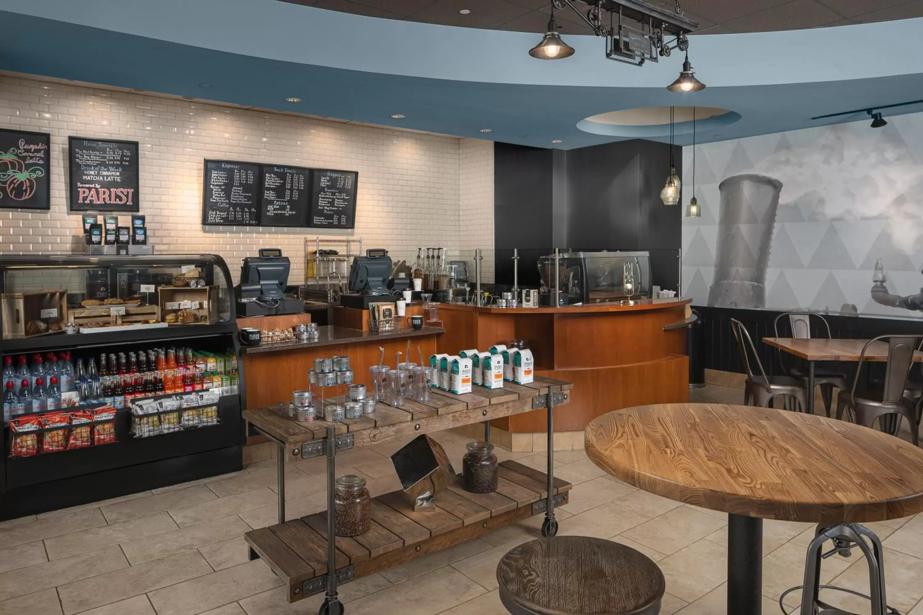 Coffee/tea facilities in Crowne Plaza Kansas City Downtown, an IHG Hotel
