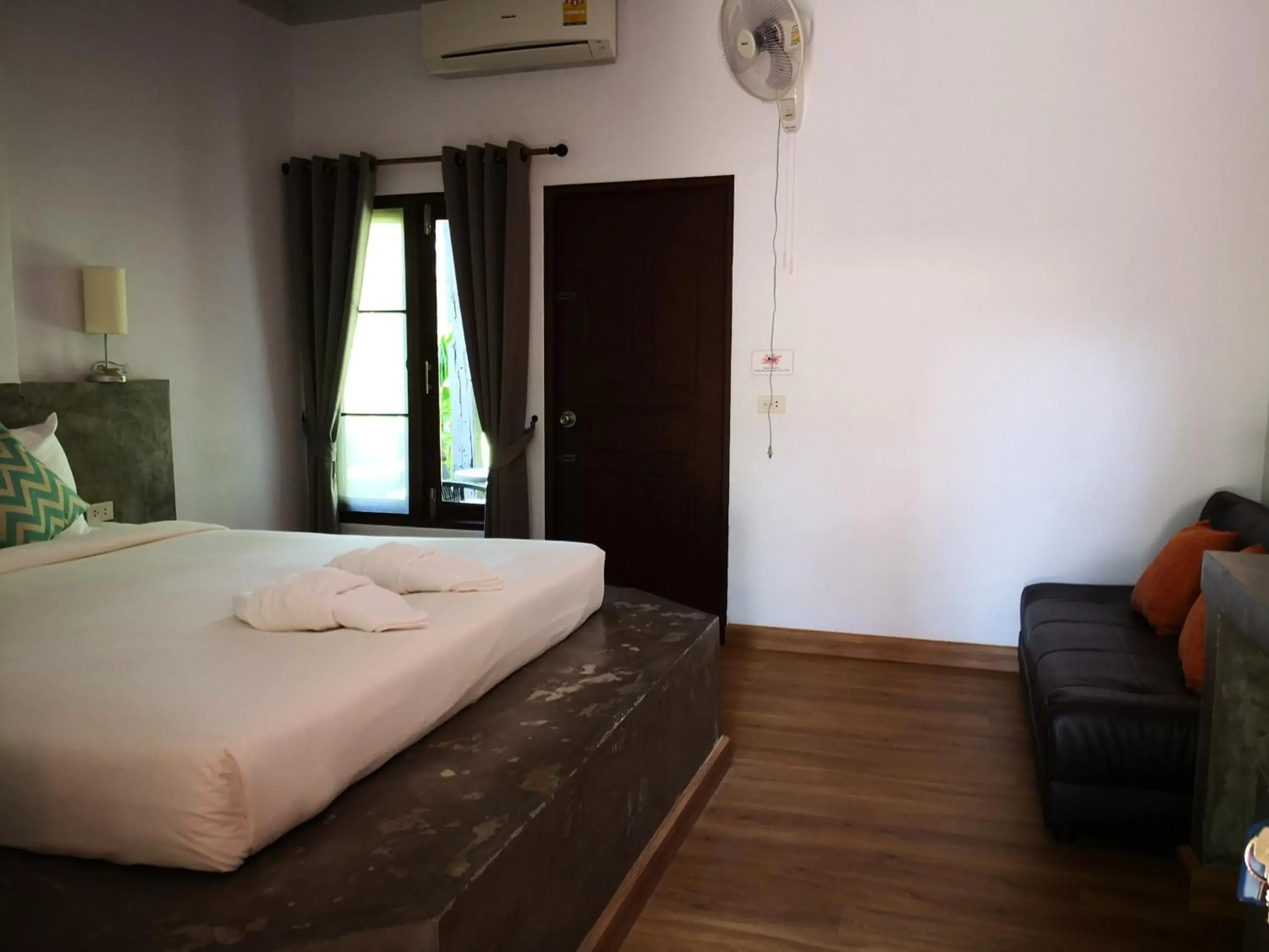 Superior Double Room in Baan Suan Rim Klong