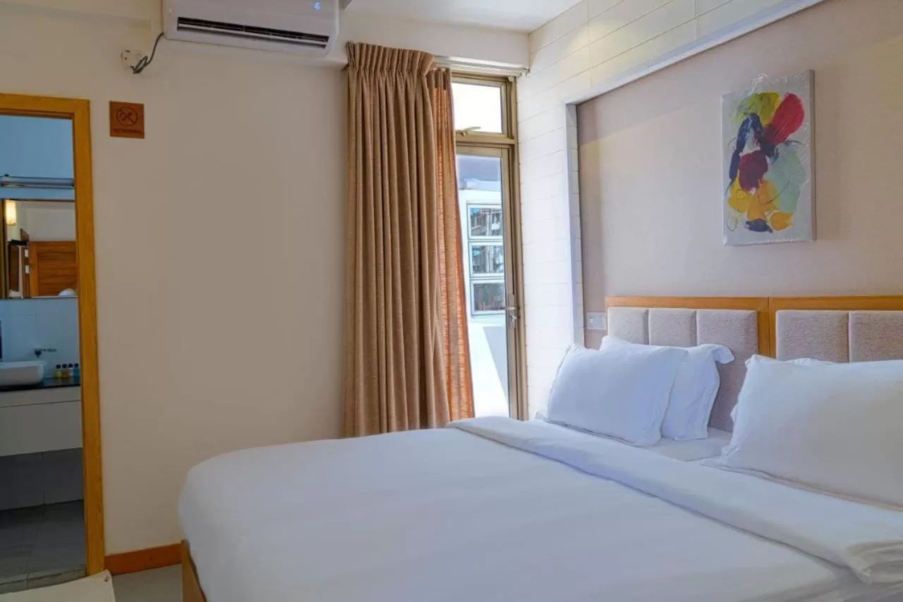 Bedroom, Bed in Araamview