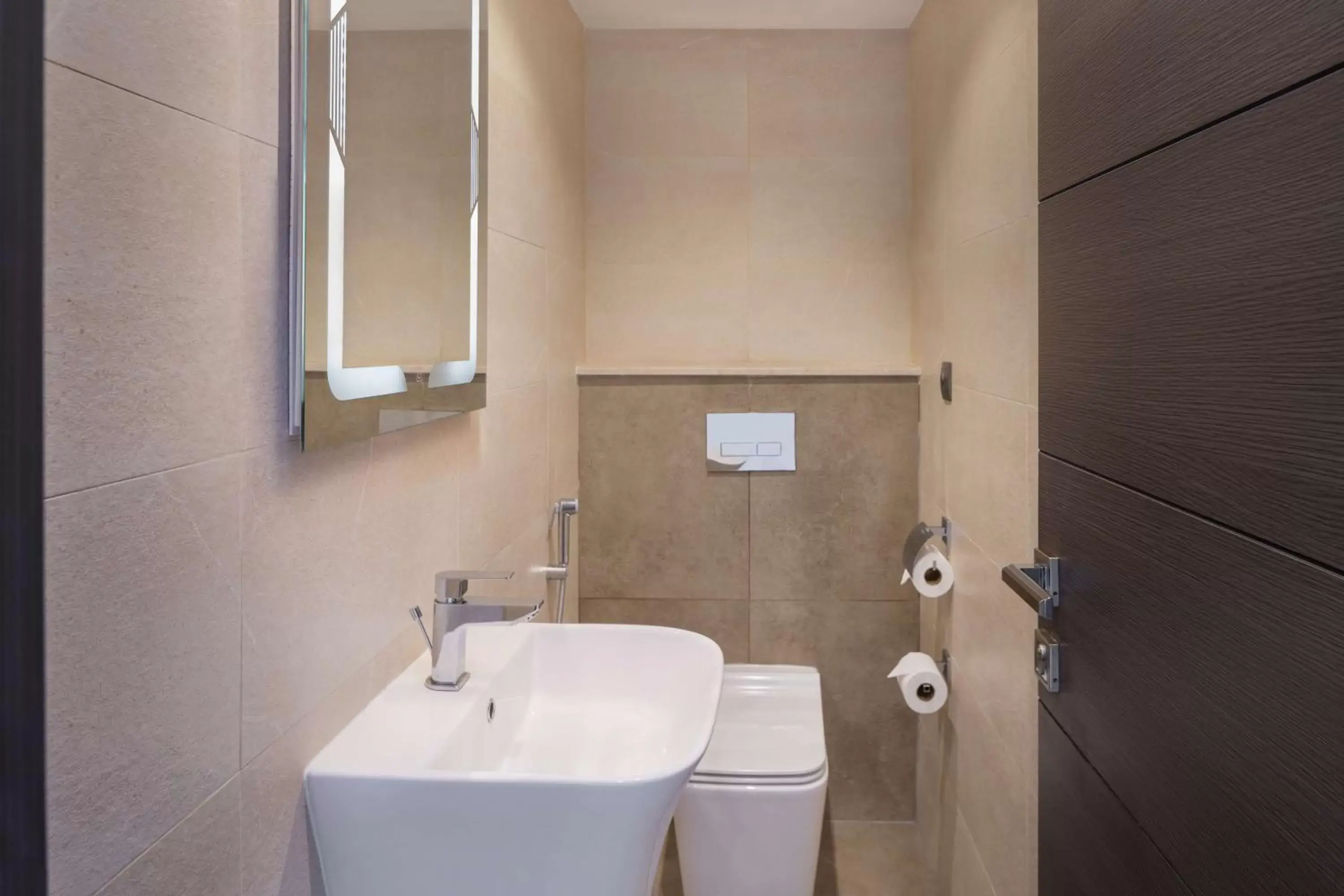 Toilet, Bathroom in Radisson Blu Hotel & Resort, Al Ain