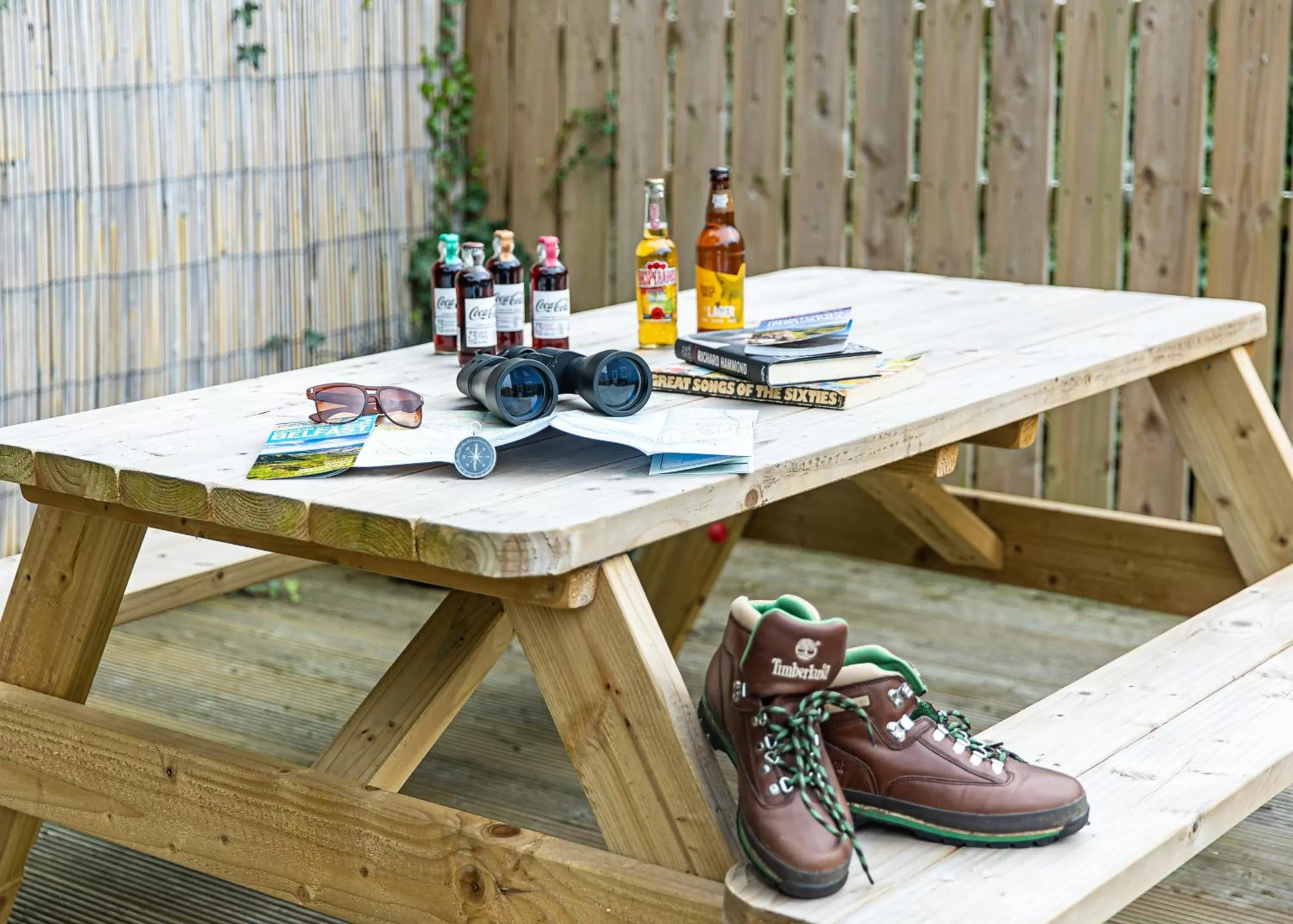 Patio in Entire family home , large rear garden and free parking