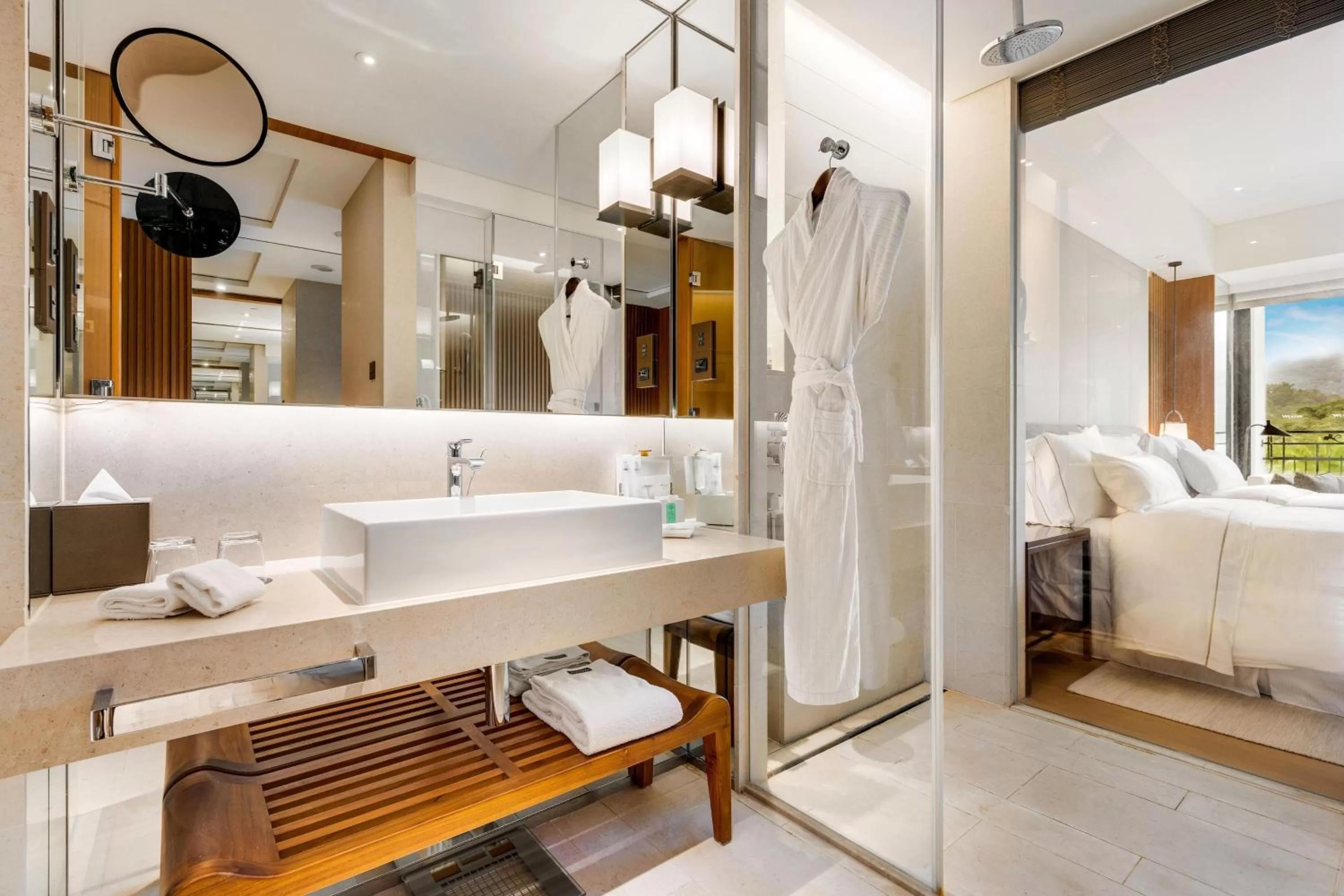 Bathroom, Bed in The Westin Tashee Resort, Taoyuan