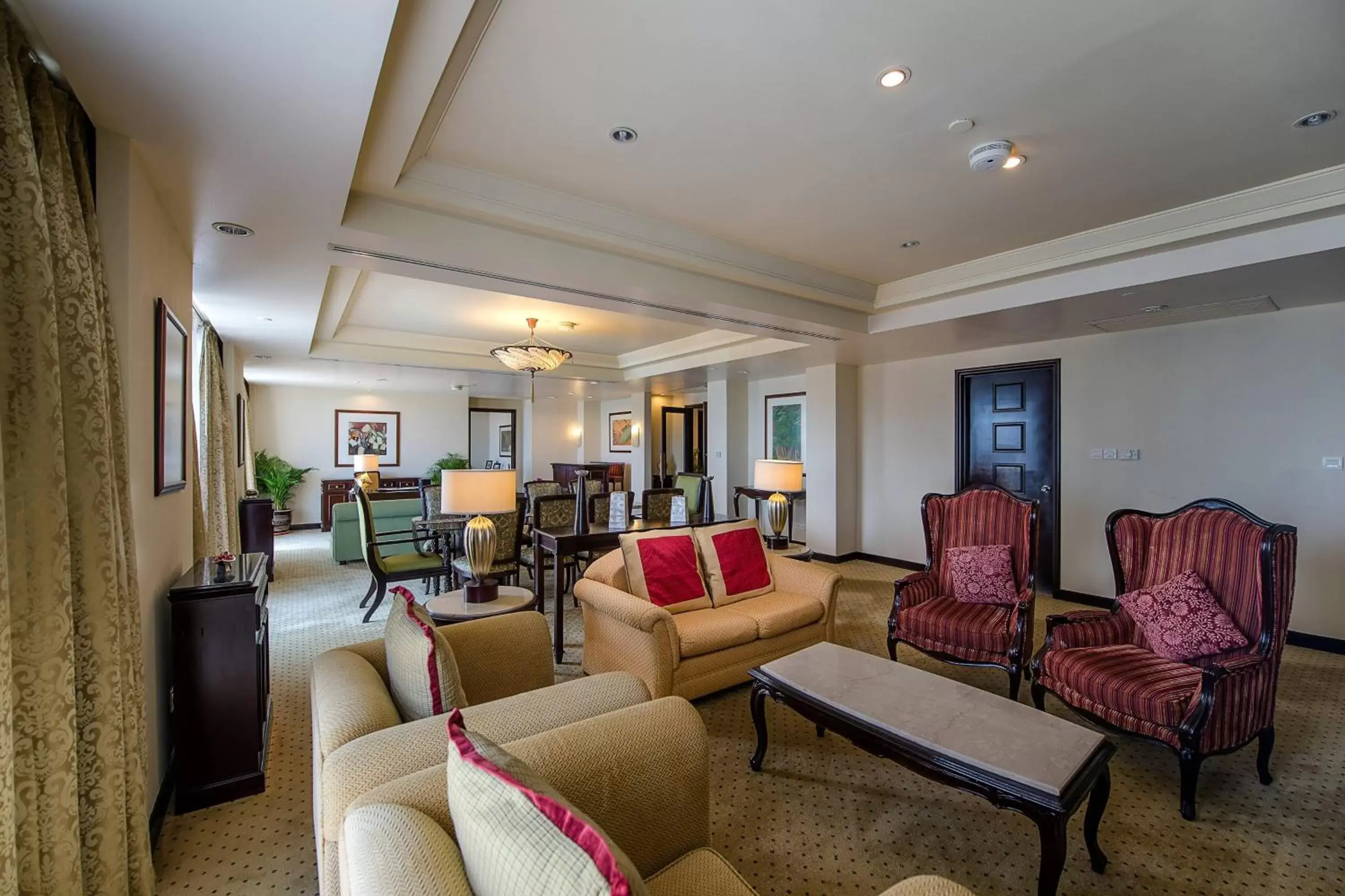 Living room, Seating Area in Miri Marriott Resort & Spa