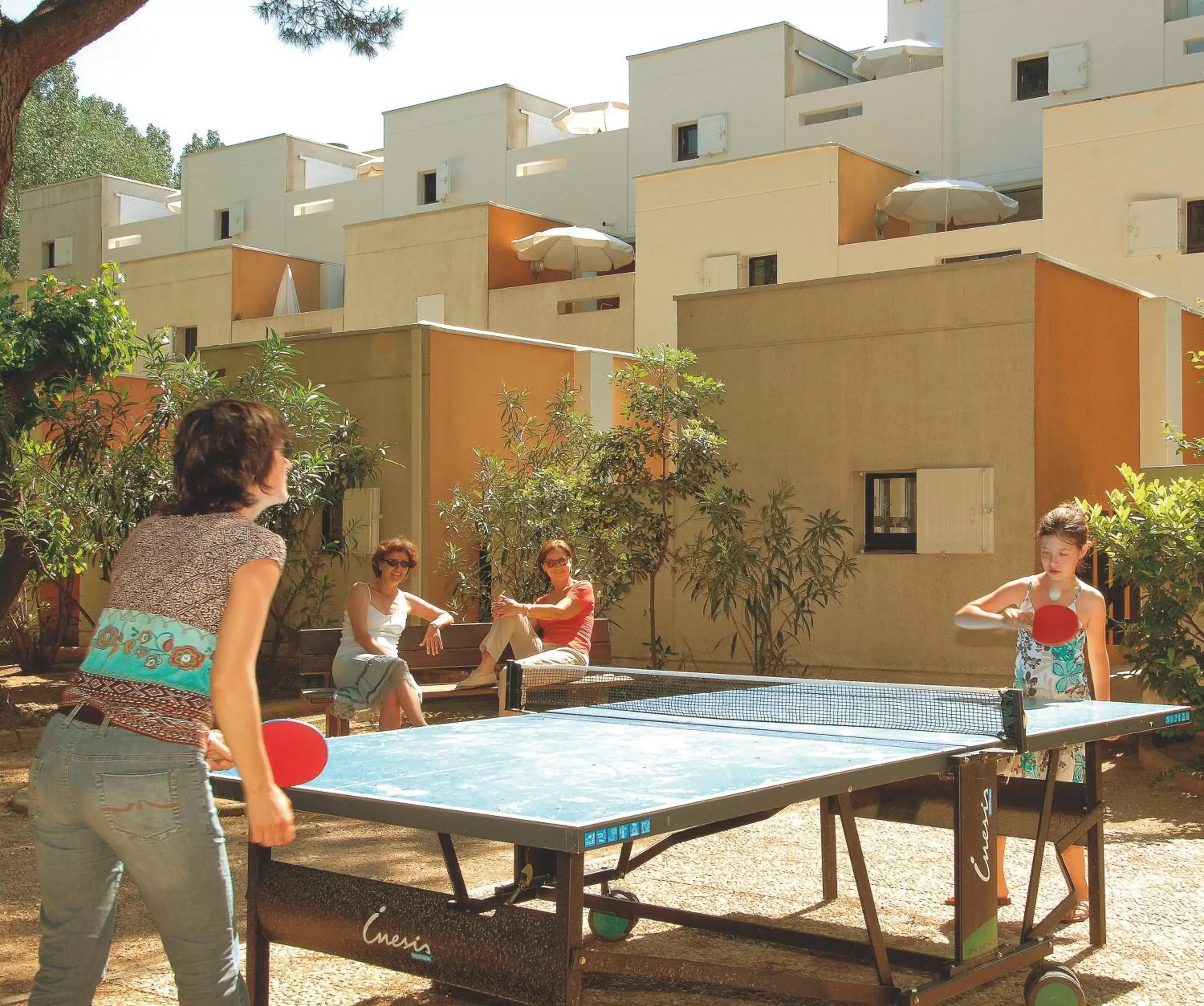 Communal lounge/ TV room, Table Tennis in Résidence Pierre & Vacances Les Terrasses Du Parc