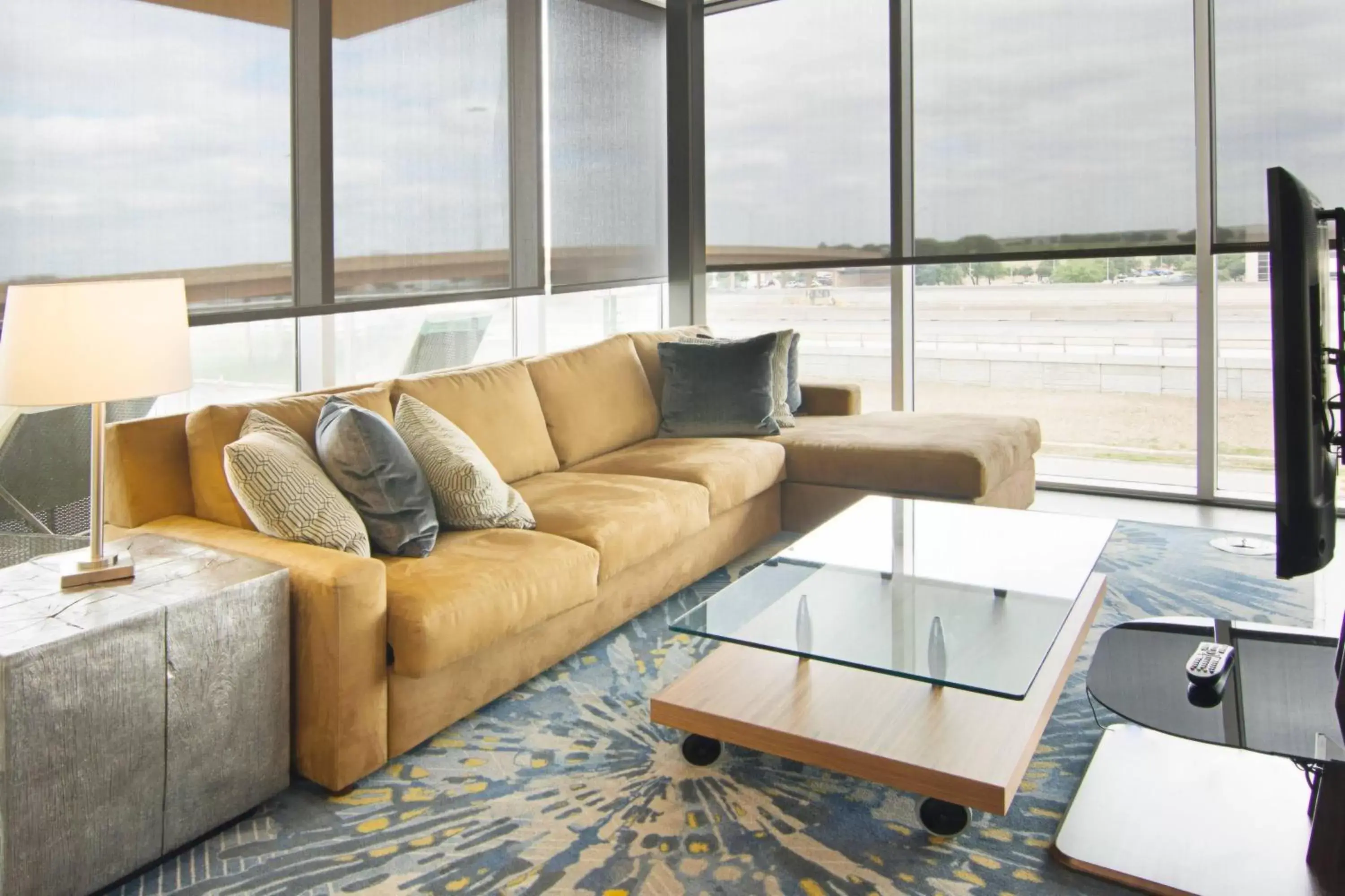 Living room, Seating Area in SpringHill Suites by Marriott Fort Worth Fossil Creek