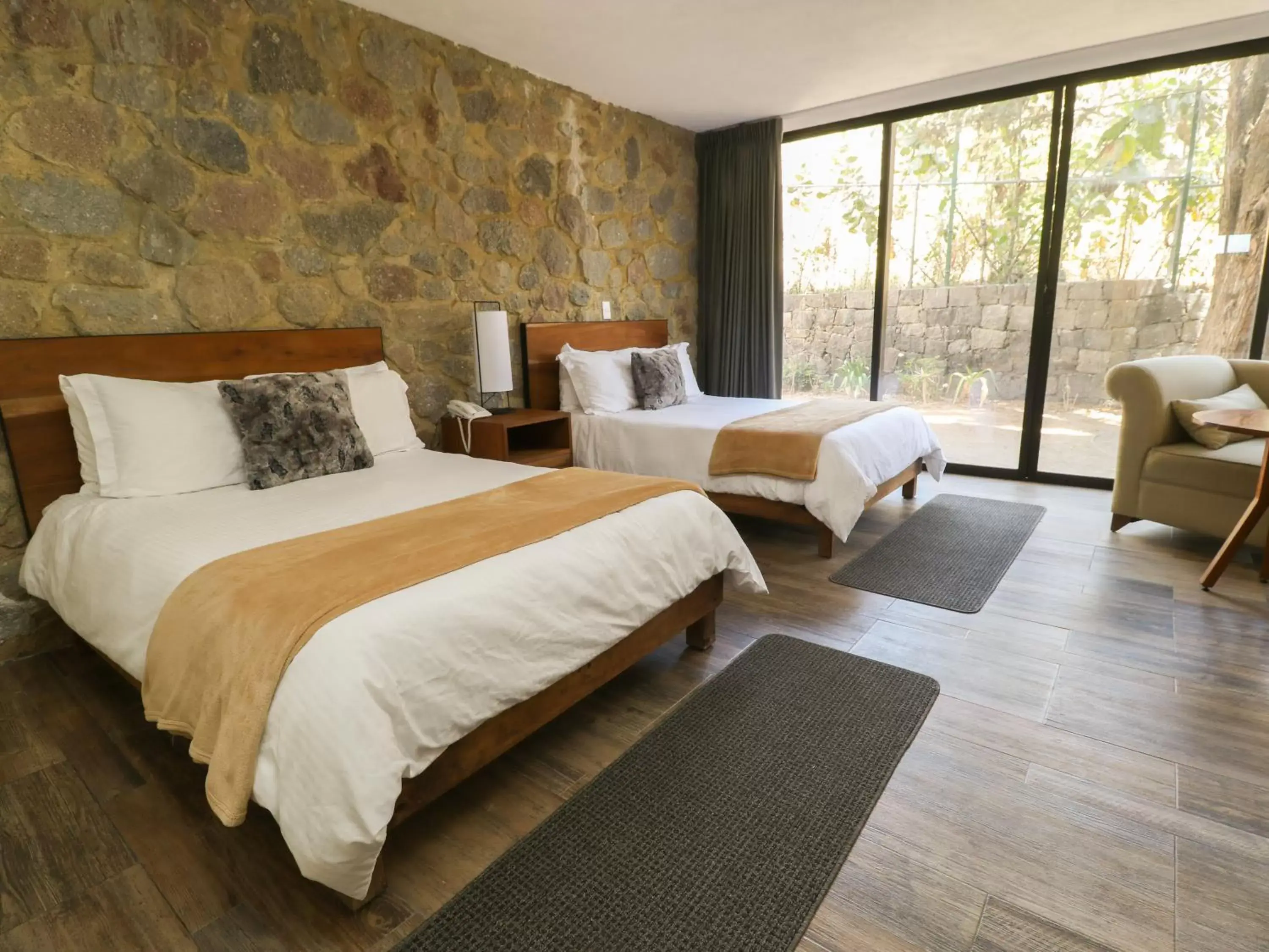 Deluxe Double Room with Two Double Beds in Hotel Boutique Camino Del Bosque by Rotamundos