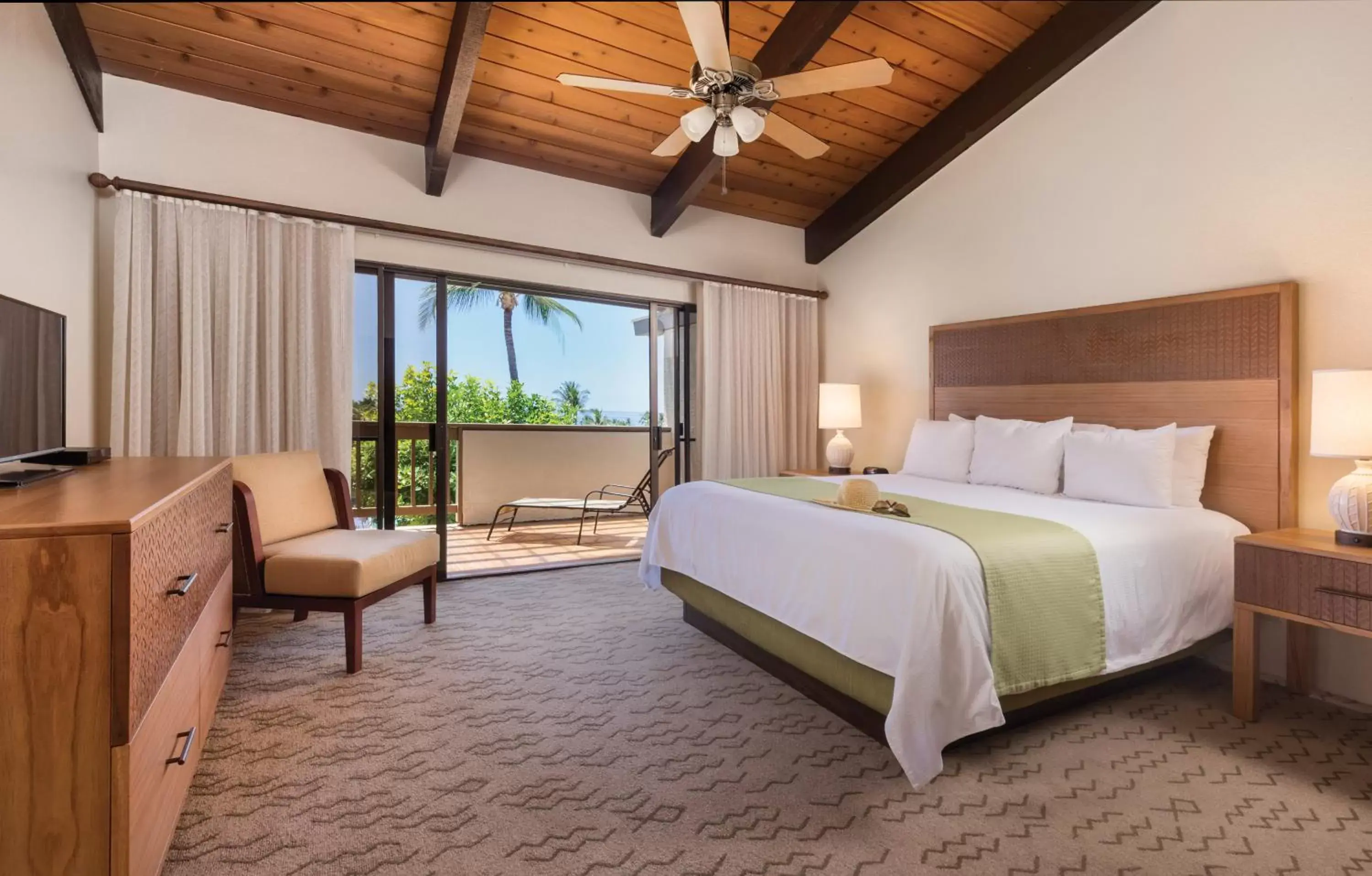 Bedroom in Kona Coast Resort