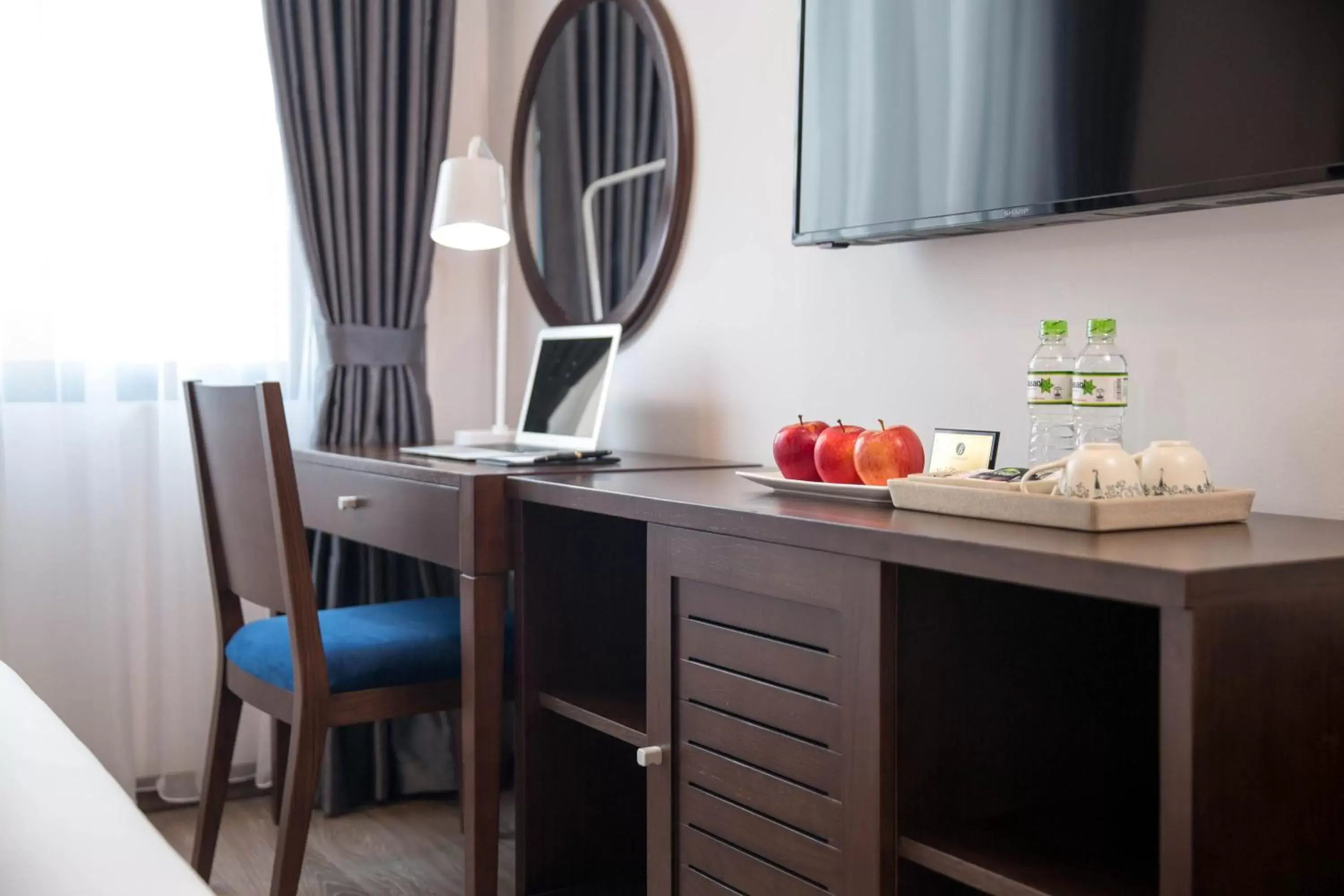 Decorative detail, Kitchen/Kitchenette in Bonsella Hotel