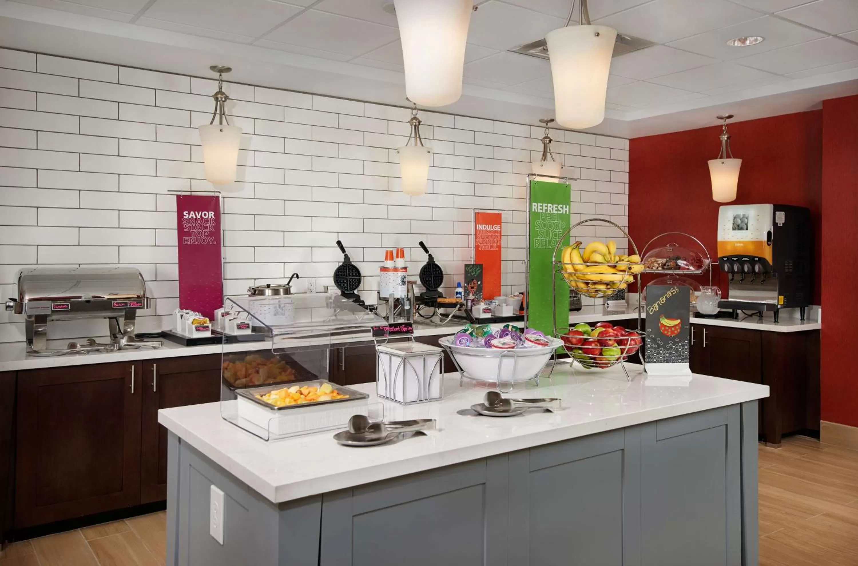 Breakfast in Hampton Inn & Suites Scottsdale On Shea Blvd