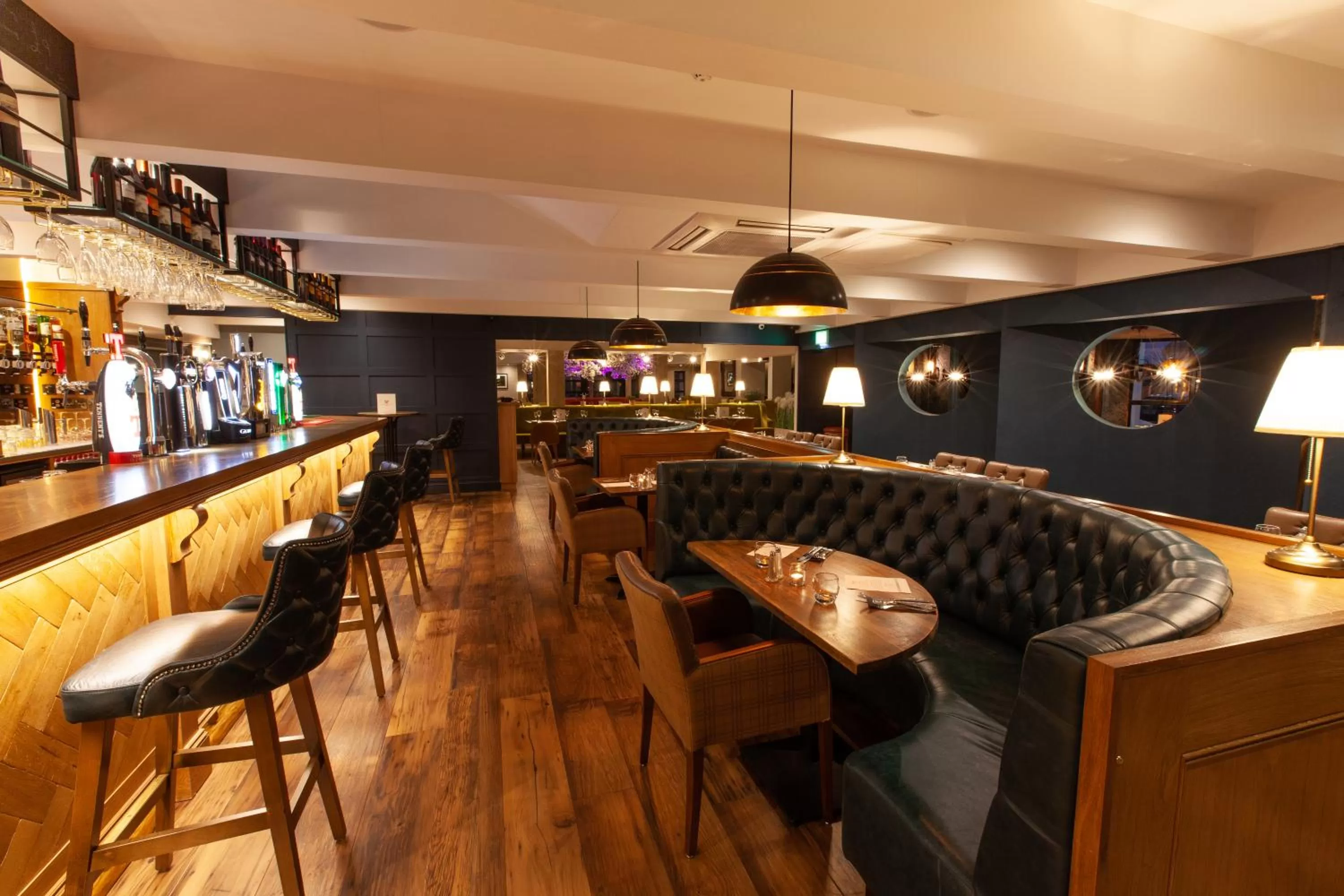 Lounge or bar in Best Western Plus White Horse Hotel