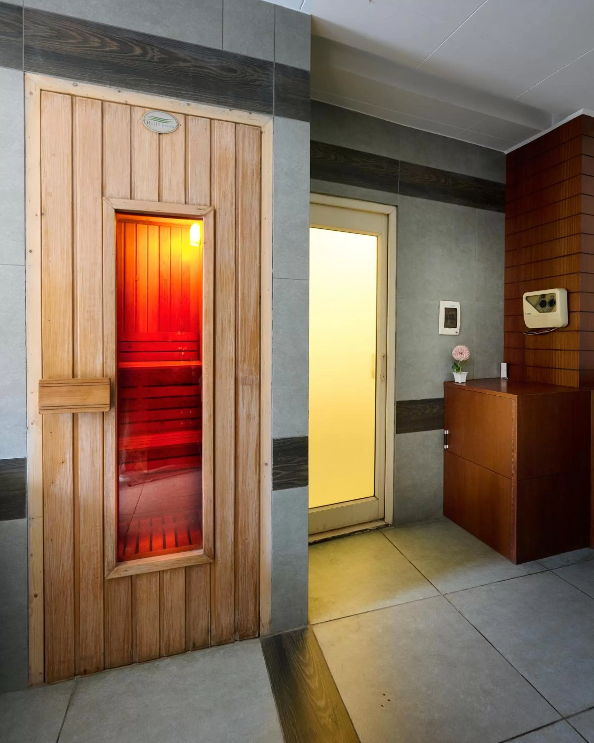 Property building in Renest River Country Resort Manali