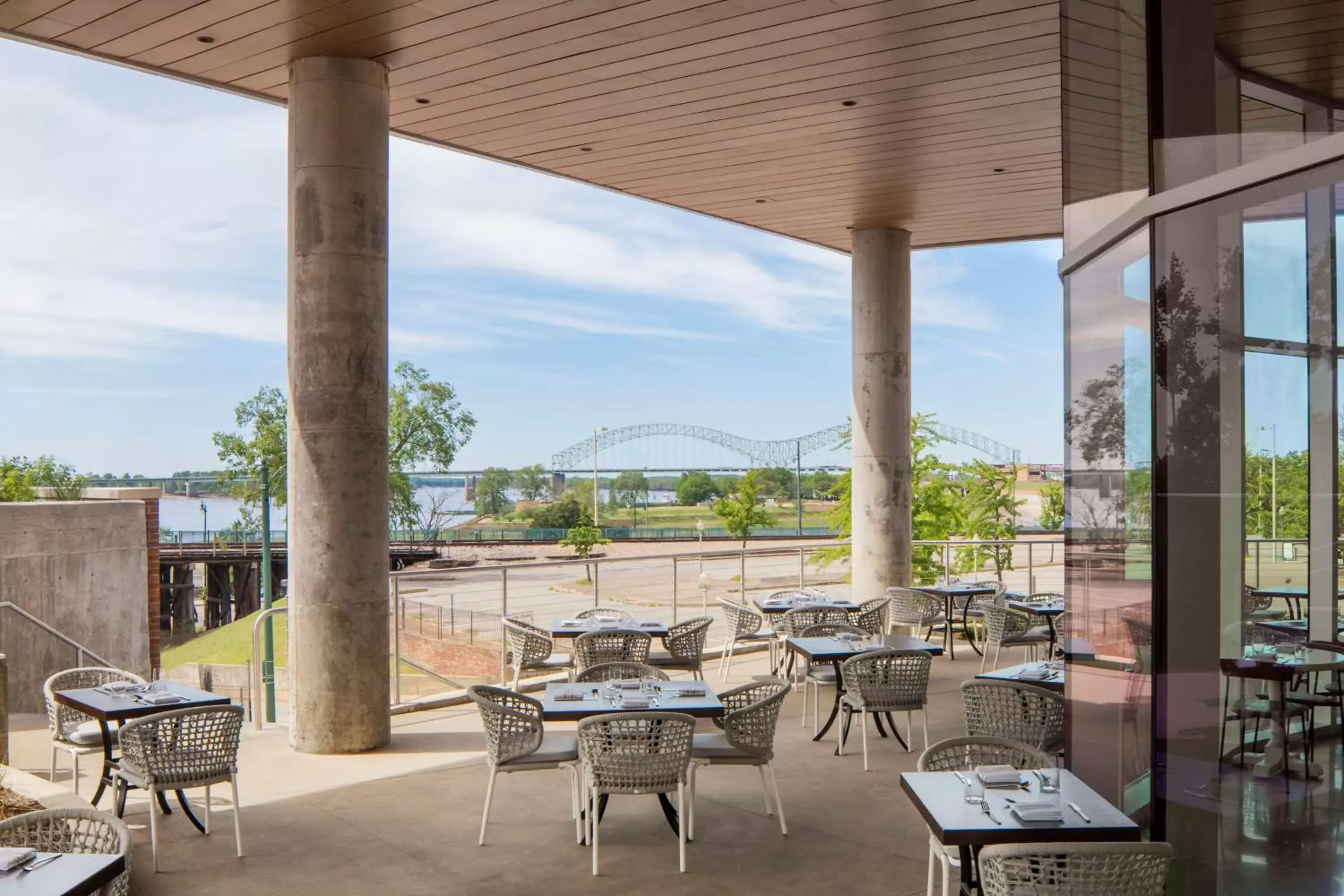 Patio, Restaurant/Places to Eat in Hyatt Centric Beale Street Memphis