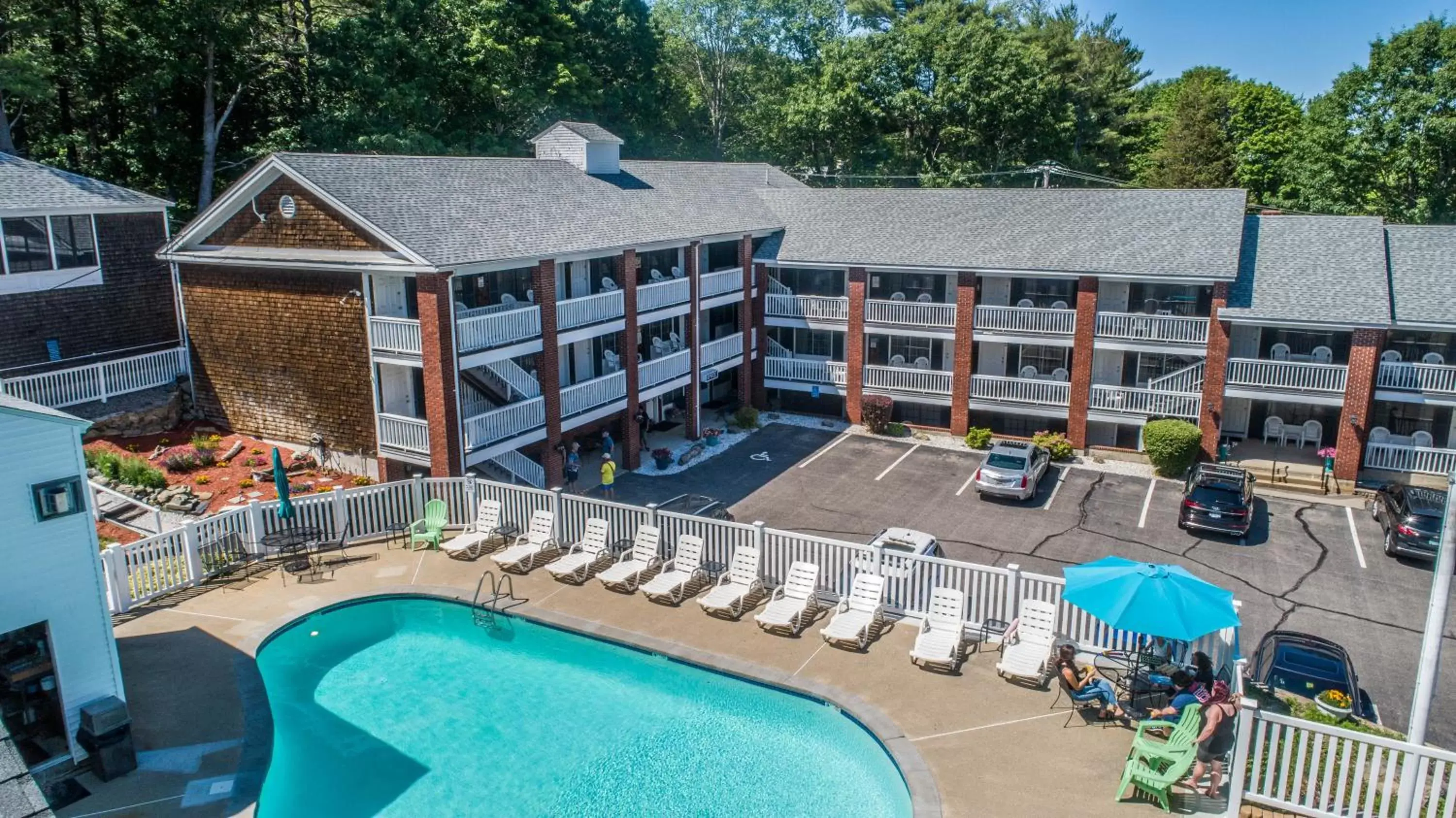 Pool View in Sea View Motel