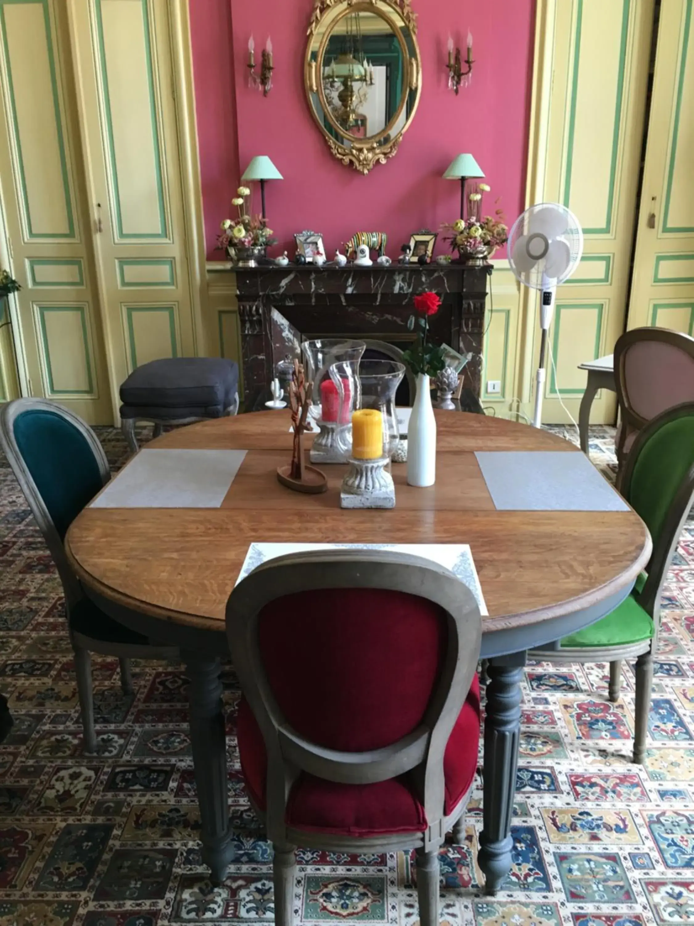 Dining Area in Hôtel Château des Jacobins