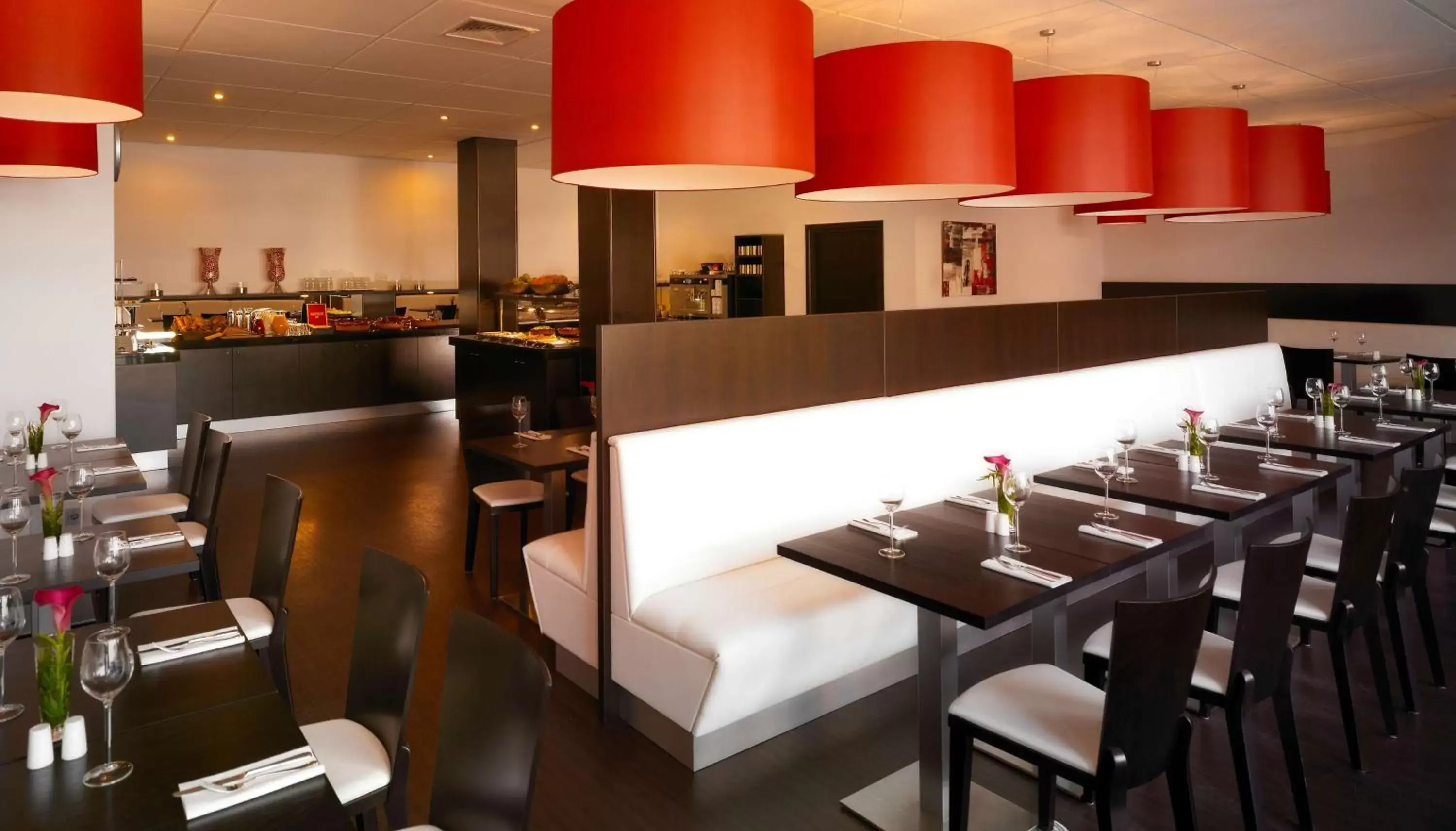Restaurant/Places to Eat in Park Plaza Eindhoven