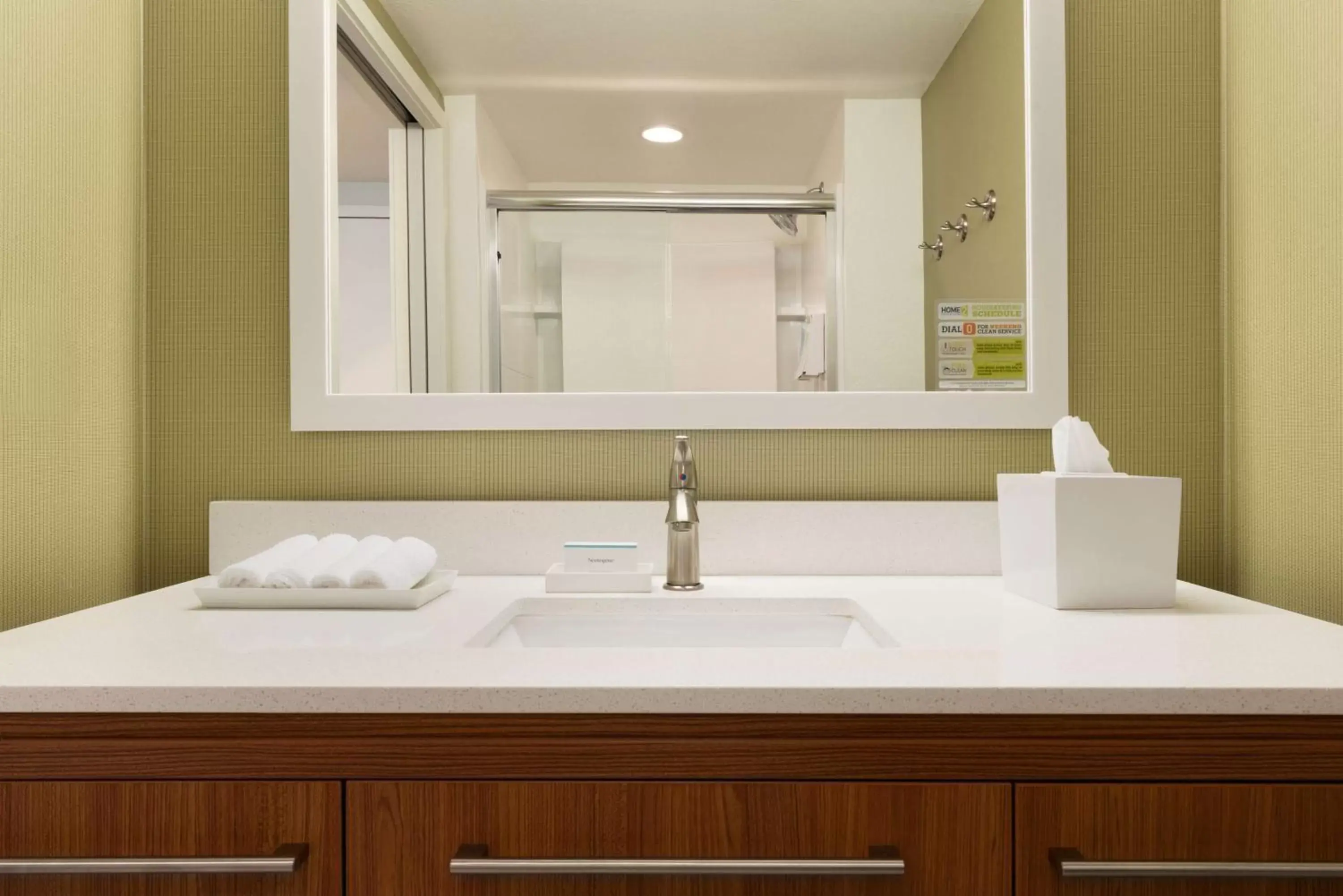 Bathroom in Home2 Suites by Hilton Milwaukee Brookfield