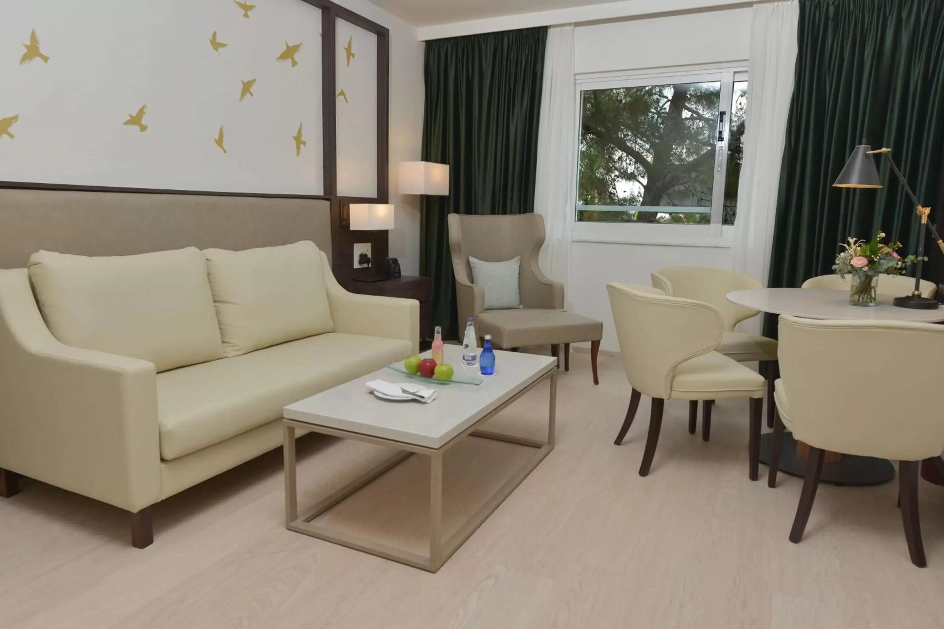 Living room, Seating Area in Hilton Nicosia