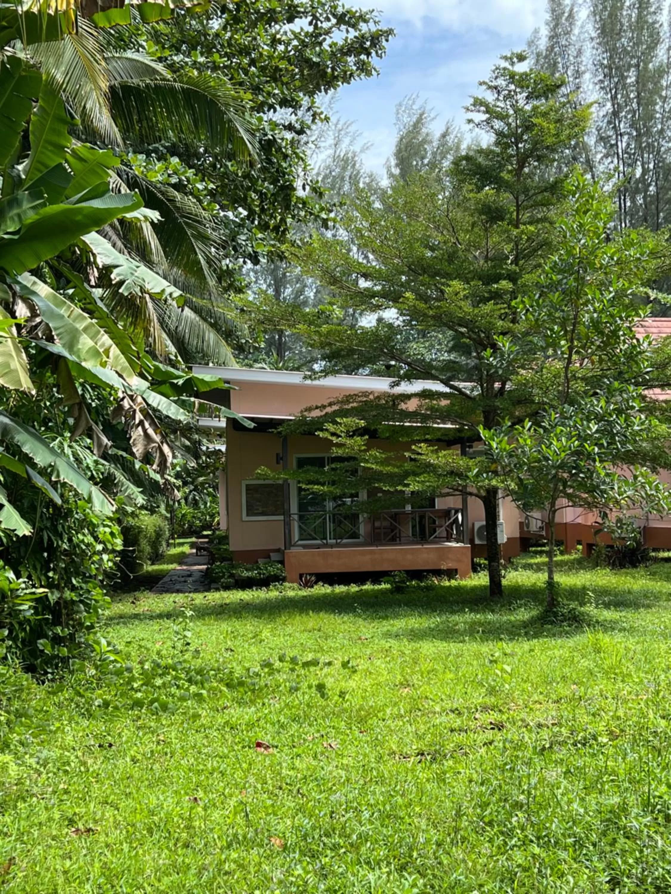 Ao Thong beach Resort