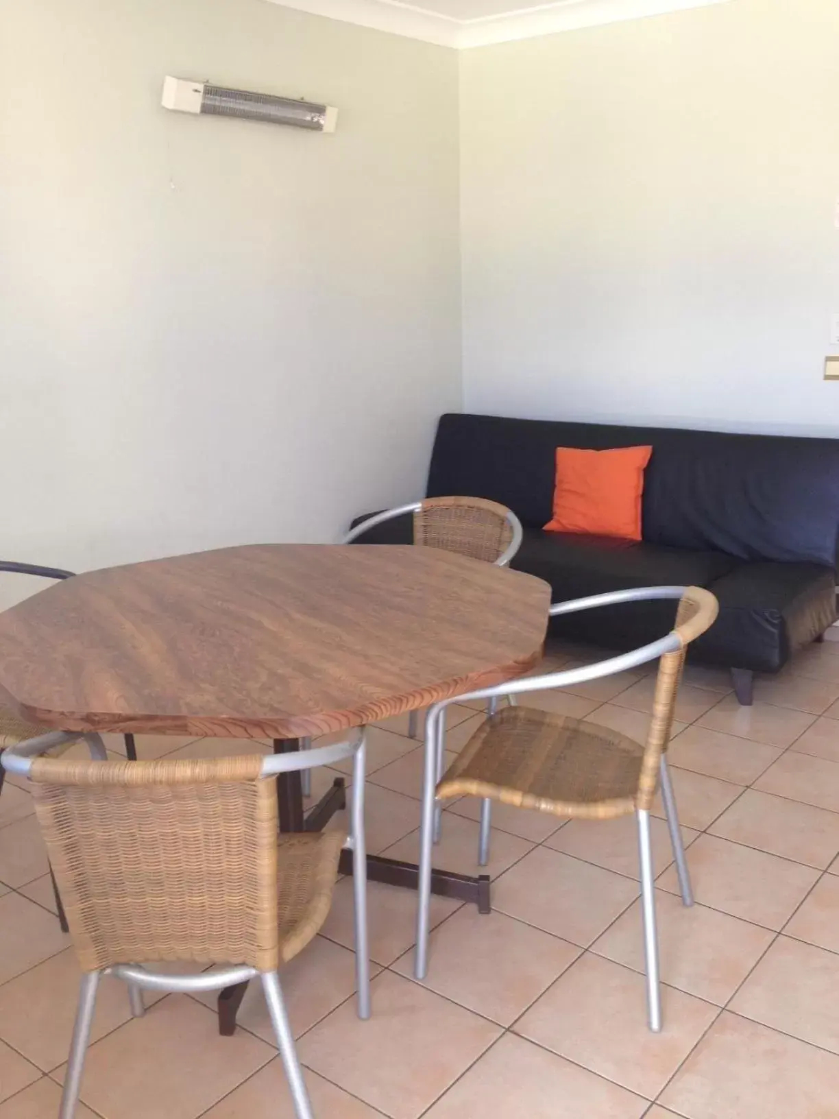 Dining Area in Caboolture Motel