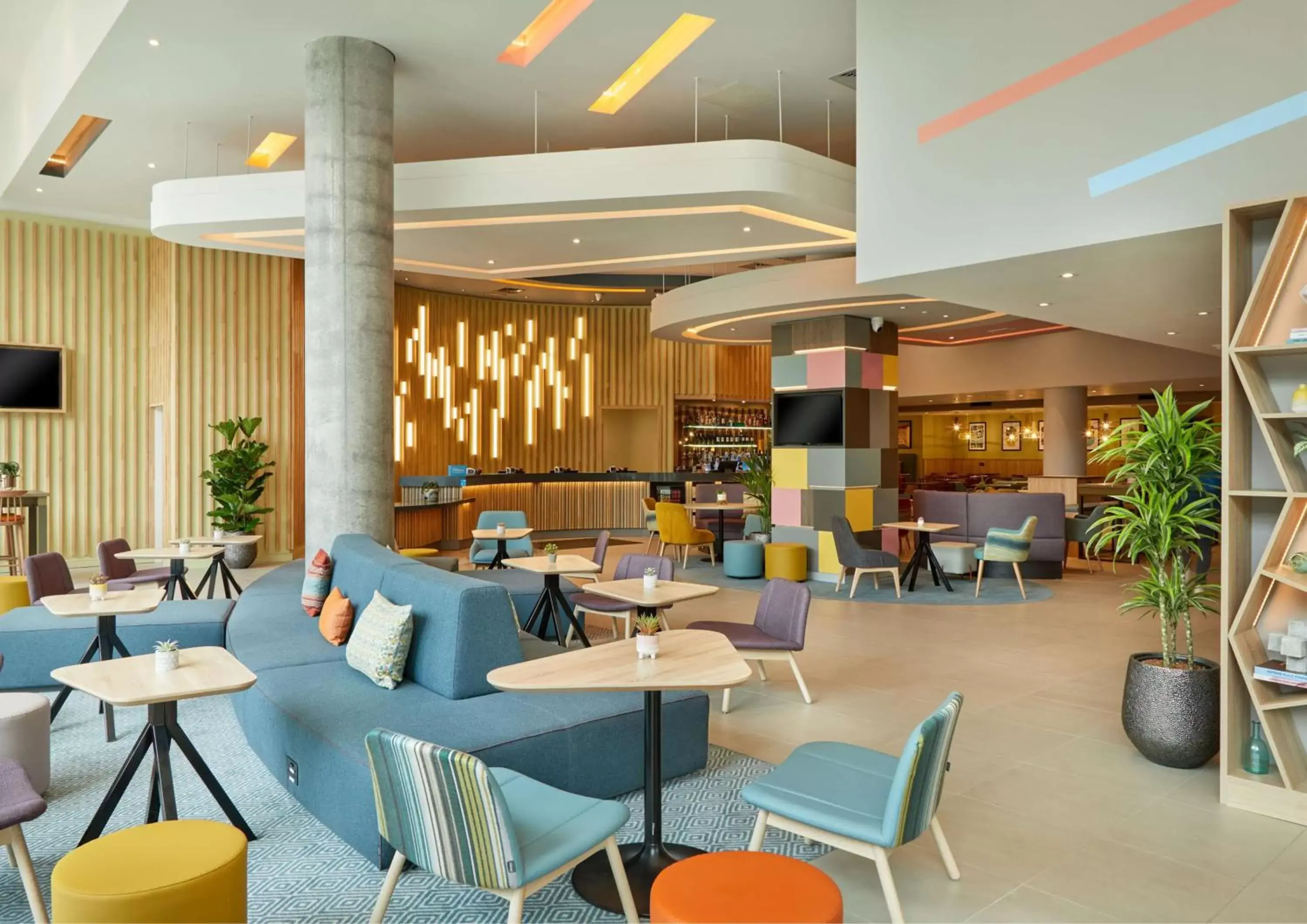 Lobby or reception, Restaurant/Places to Eat in Hampton By Hilton Dublin City Centre