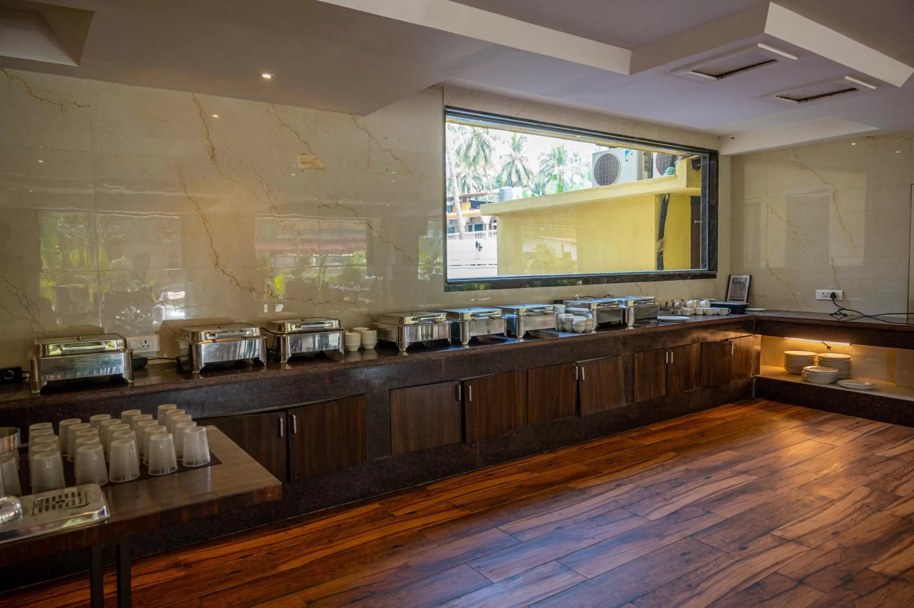 Breakfast in BELLS BEACH RESORT , A Unit of Resort De Balneaire