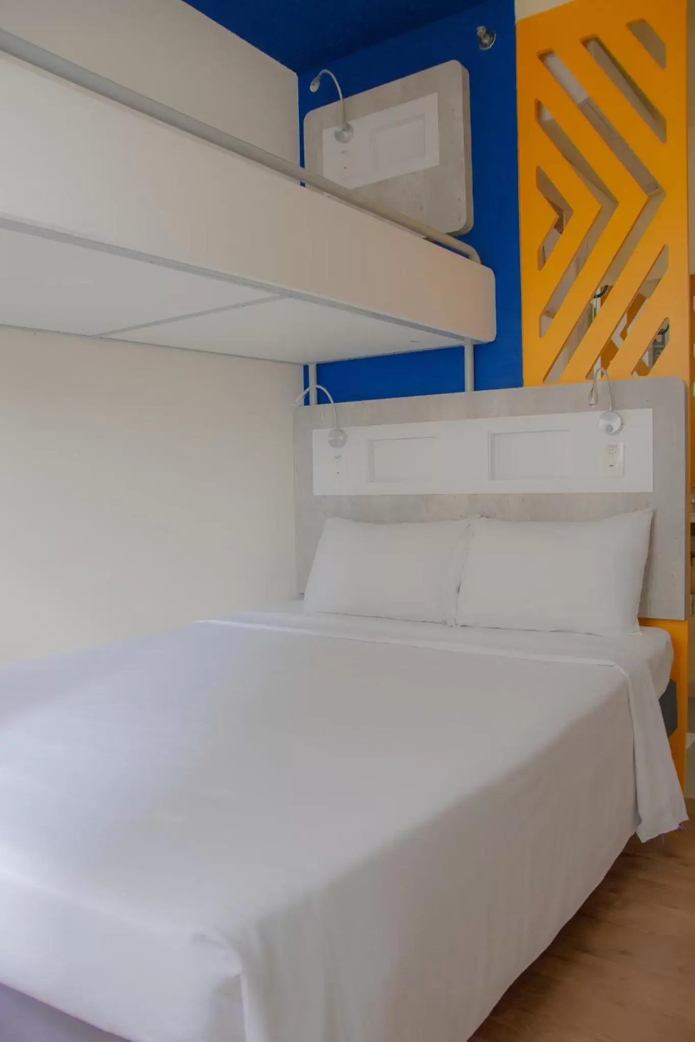 Bed in ibis budget Tambore