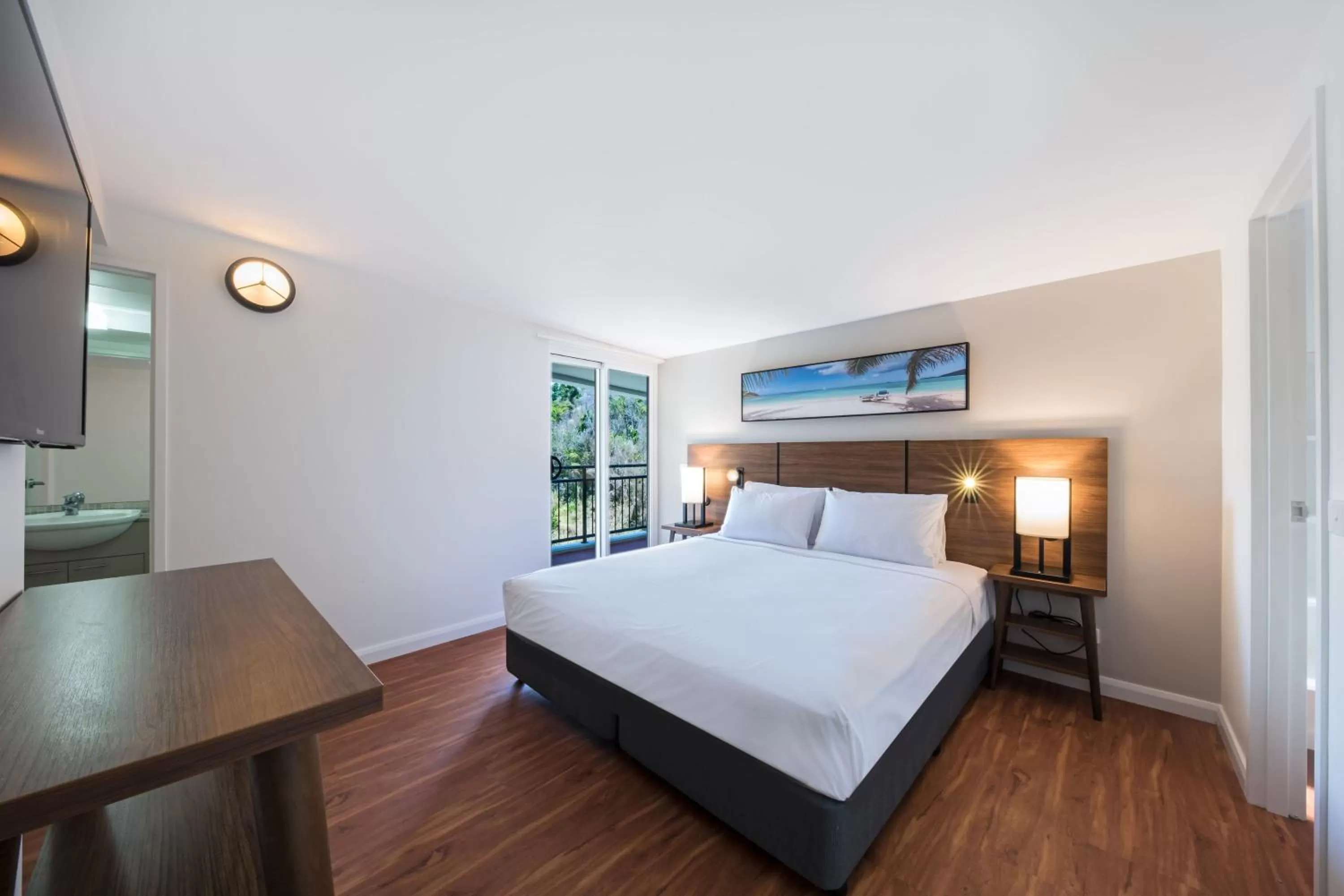 Bedroom, Bed in The Sebel Whitsundays