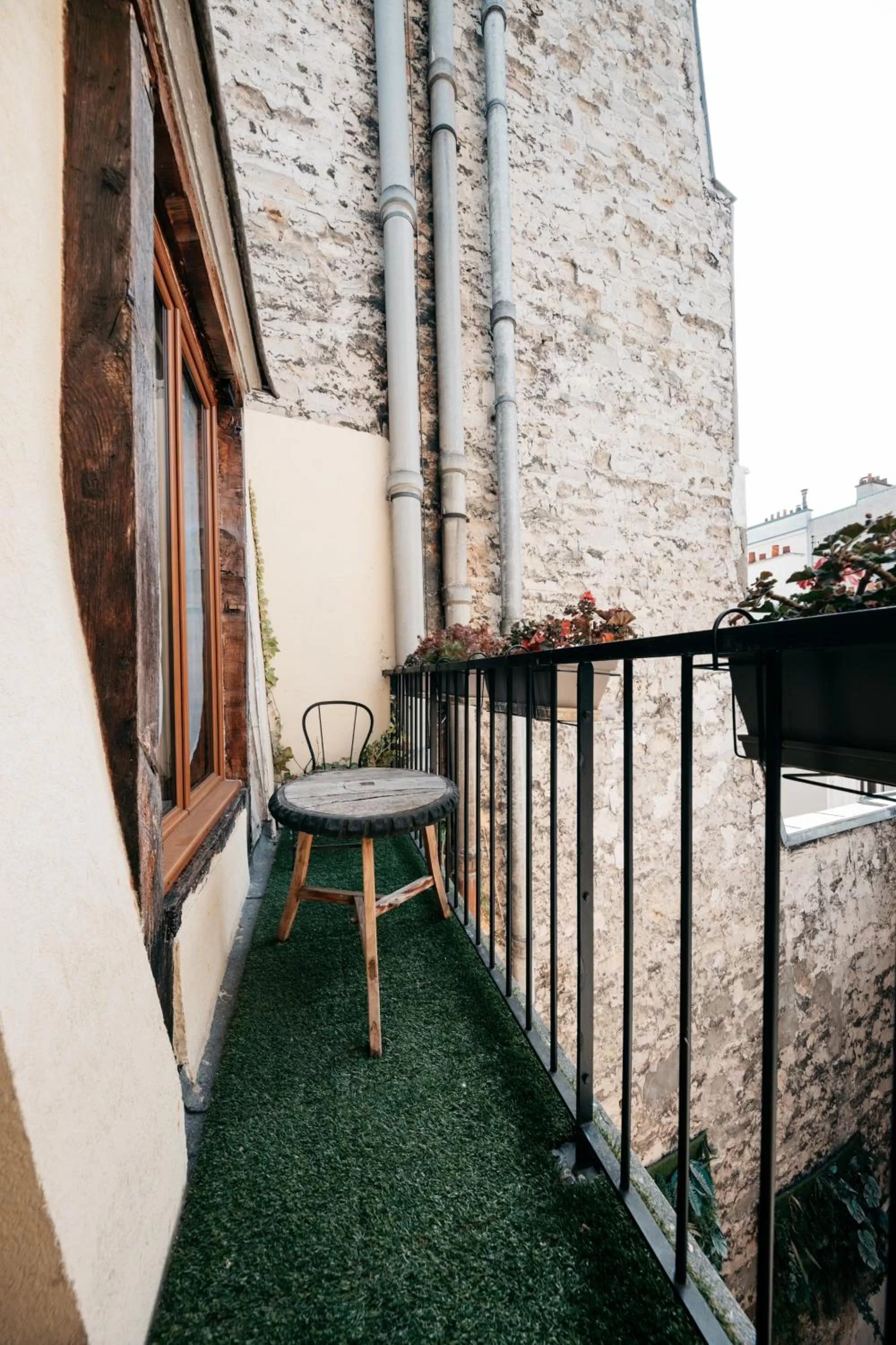 Balcony/Terrace in Le Temple De Jeanne