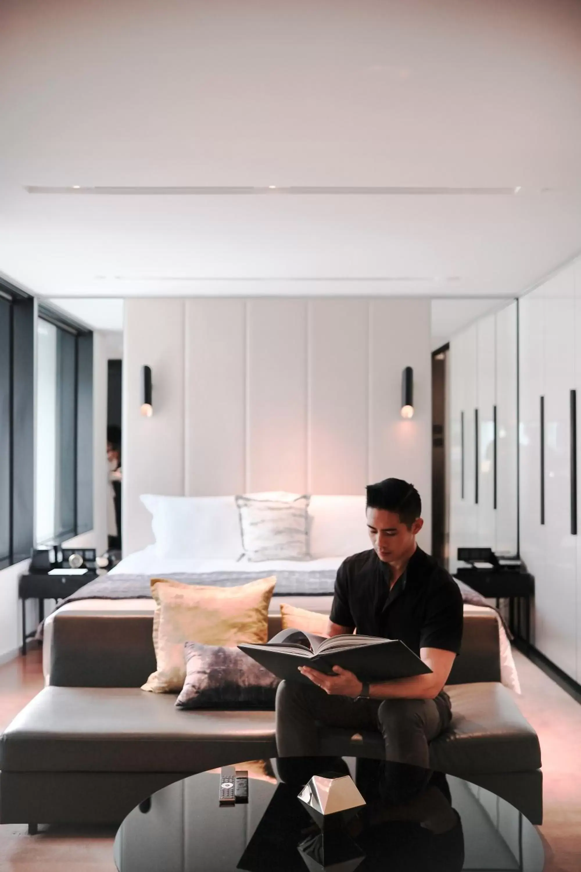 Bed in The Murray, Hong Kong, a Niccolo Hotel