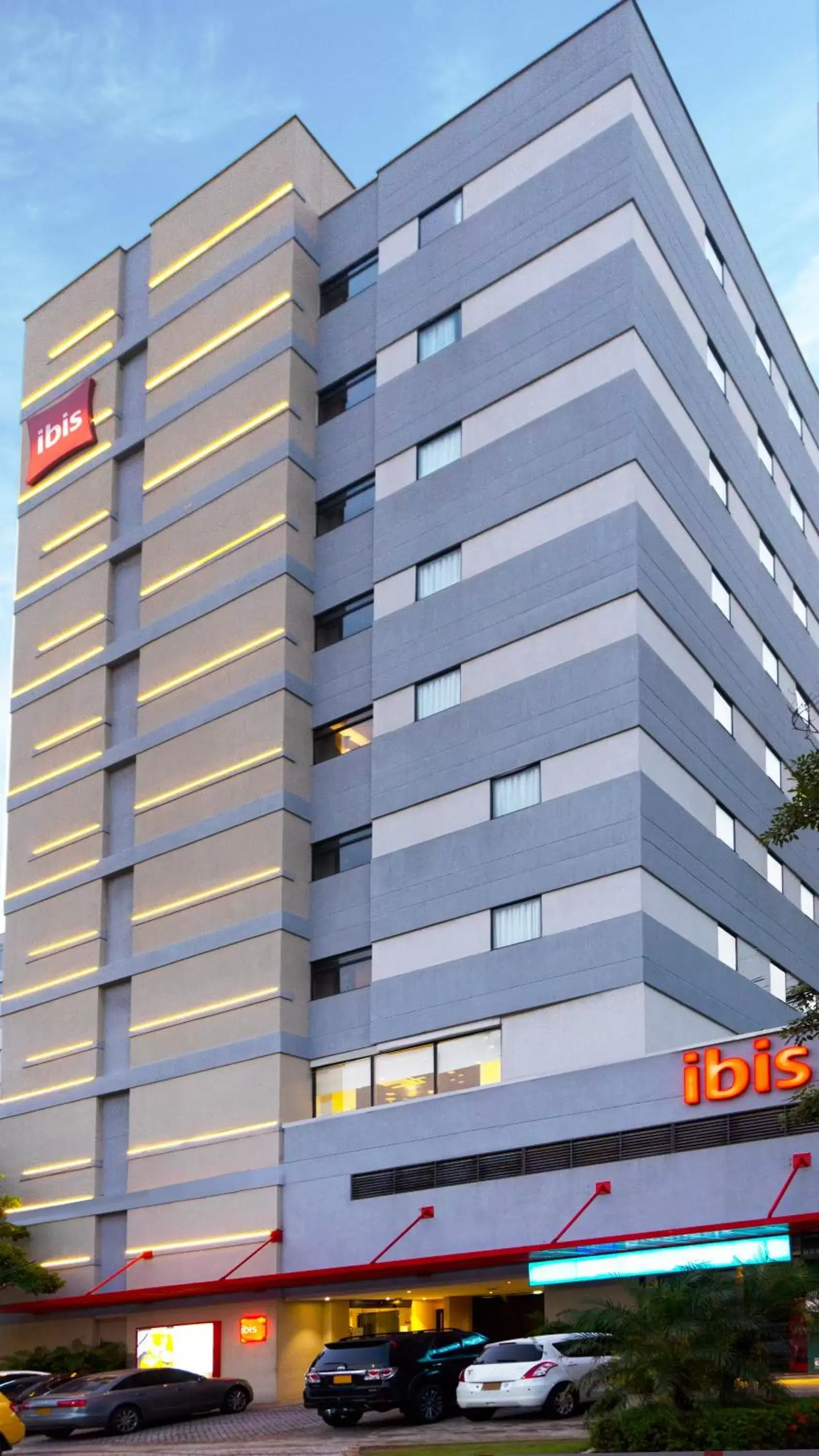 Property Building in ibis Barranquilla