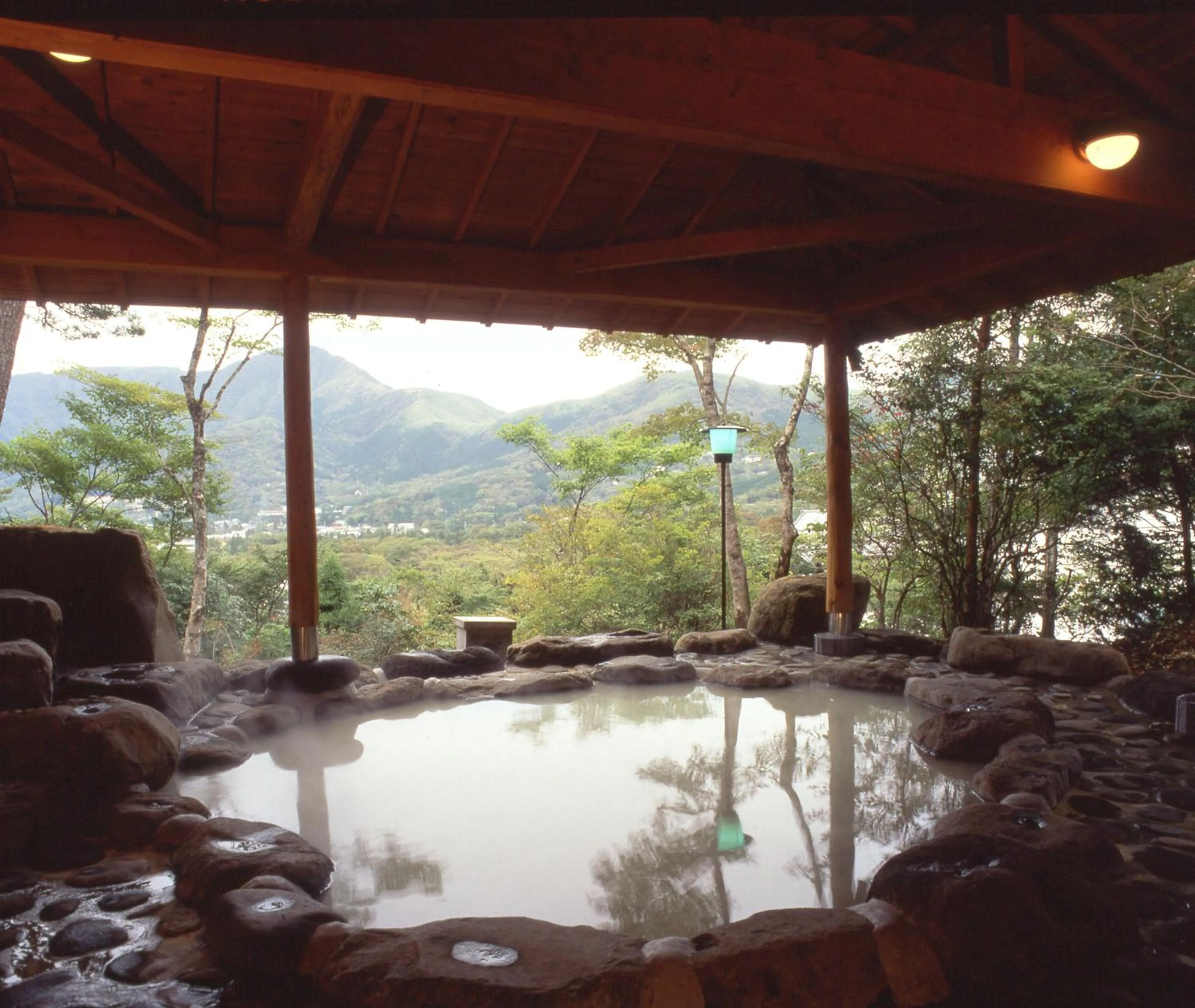 Hot Spring Bath in Senkyoro