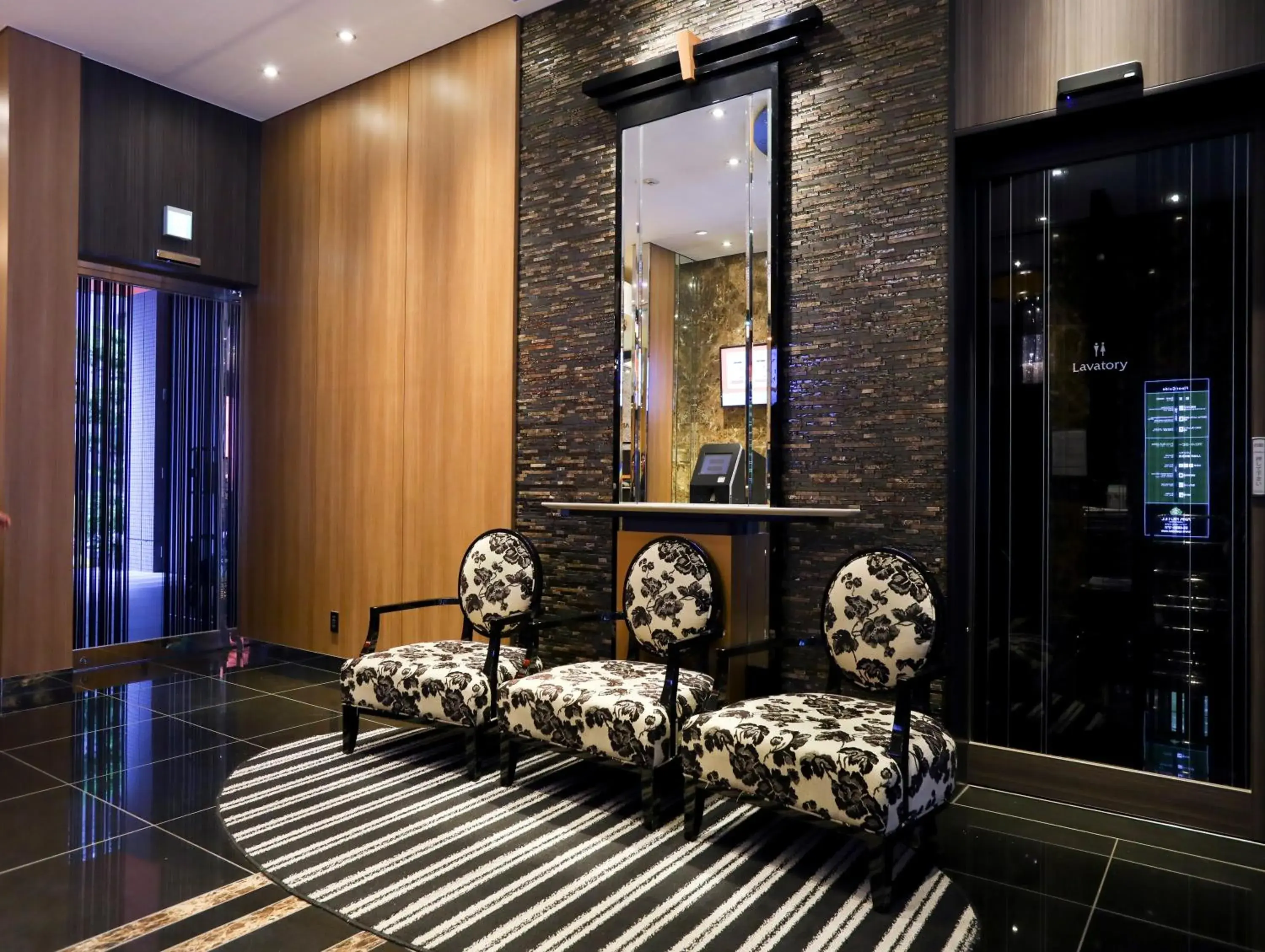 Lobby or reception, Seating Area in APA Hotel Ueno Ekikita