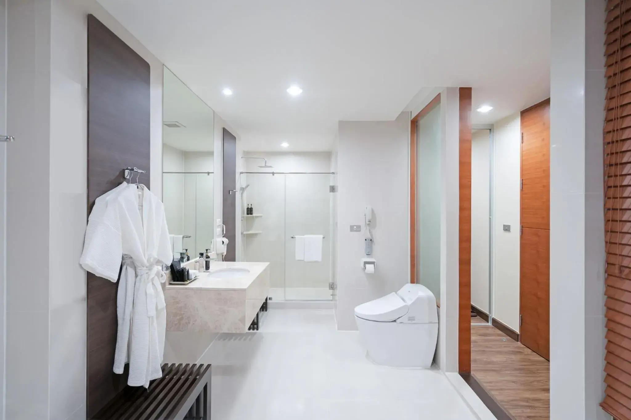 Bathroom in Amanta Hotel & Residence Ratchada
