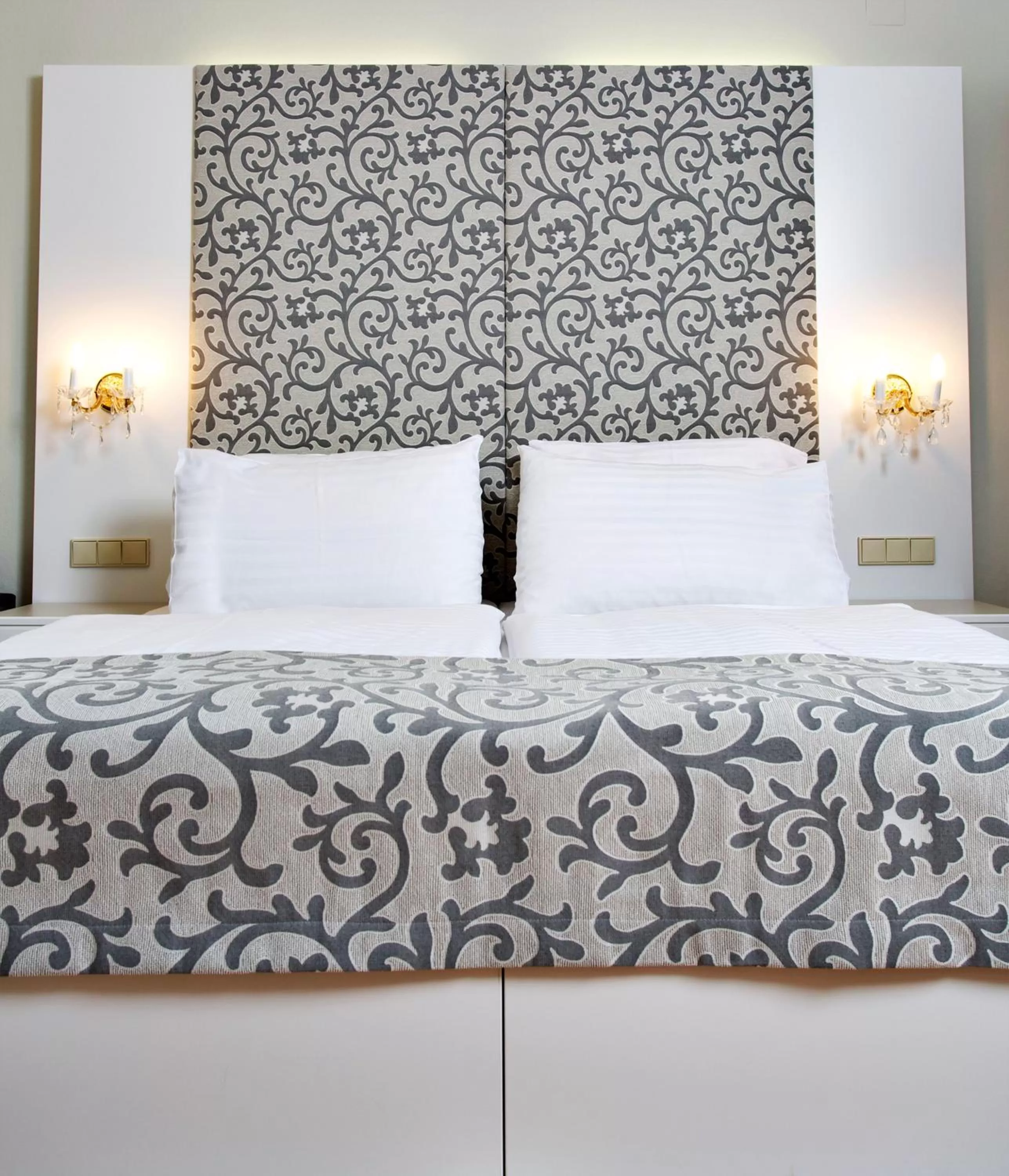 Bedroom, Bed in Hotel Wandl