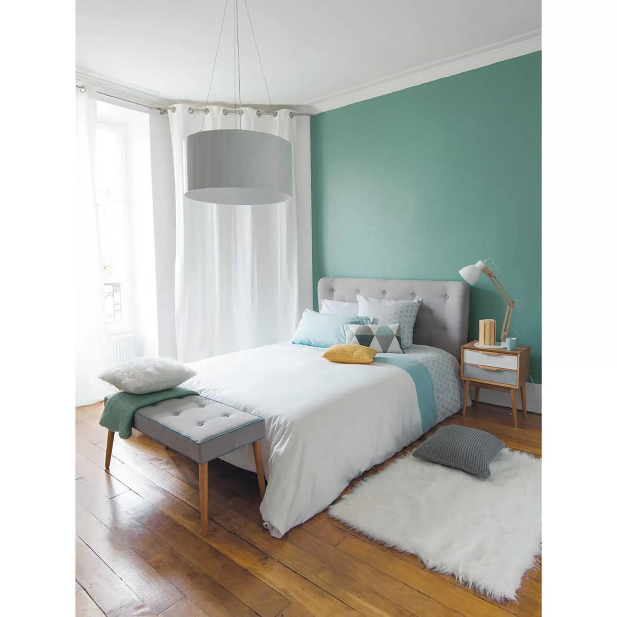 Photo of the whole room, Bed in Les Suites de Vanves - Parc des expositions Porte de Versailles