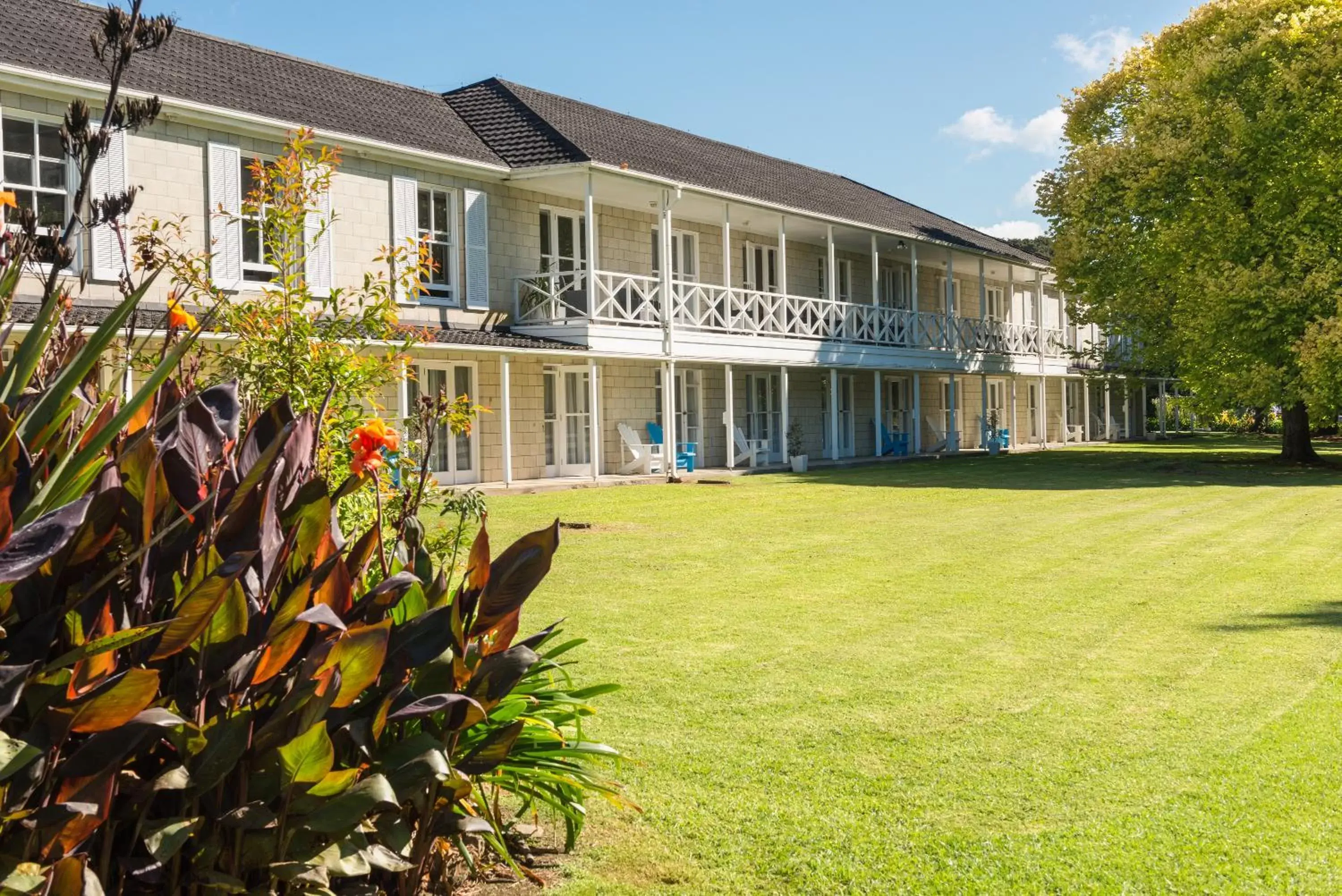 Garden, Property Building in Discovery Settlers Hotel