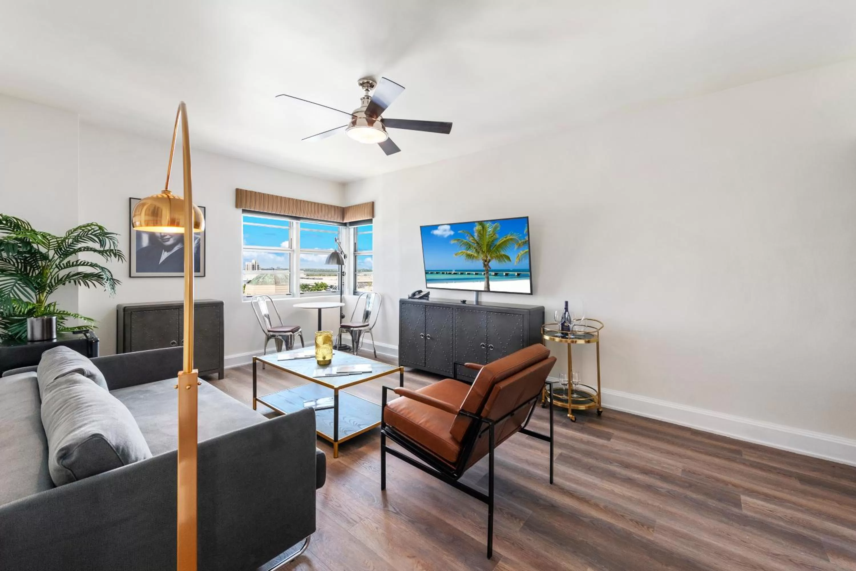 Living room in National Hotel, An Adult Only Oceanfront Resort