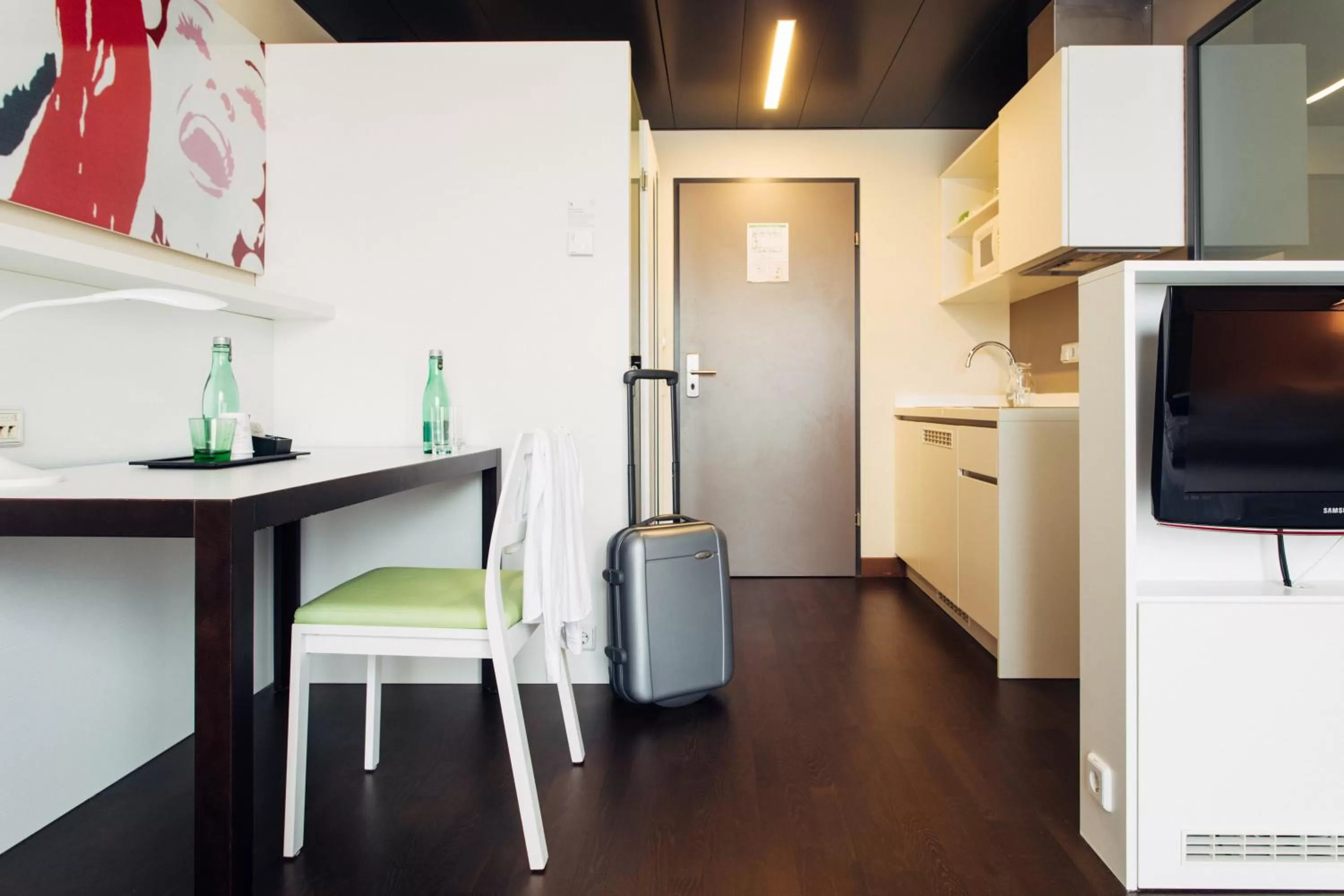 TV and multimedia in harry's home Linz-Urfahr hotel & apartments