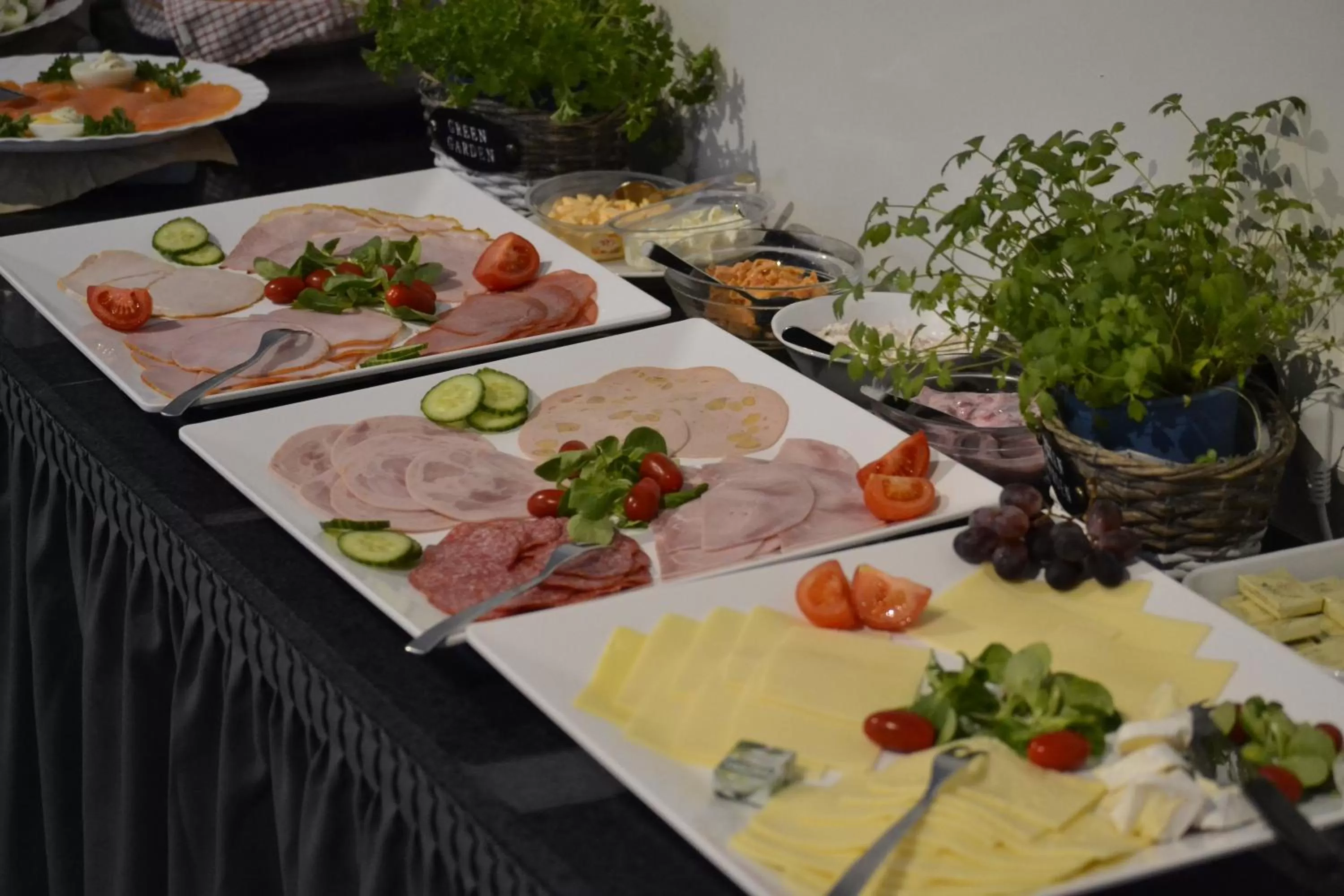 Buffet breakfast in Hotel-Café-Galerie