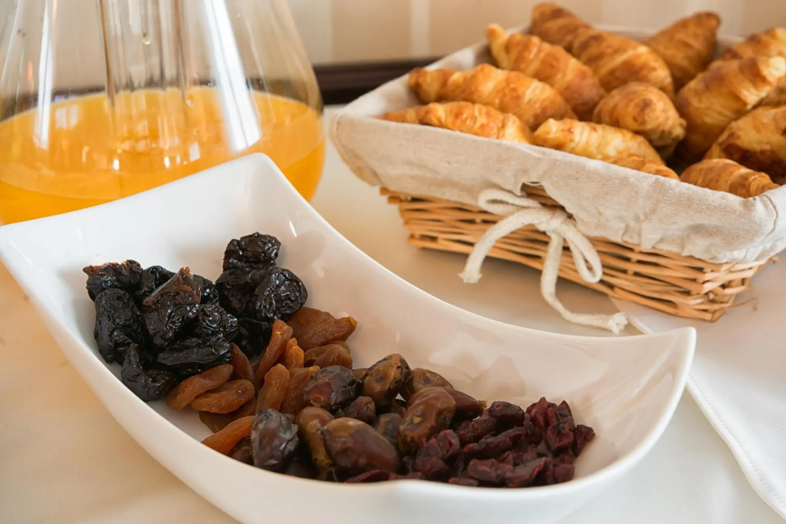 Continental breakfast, Food in Magus Hotel