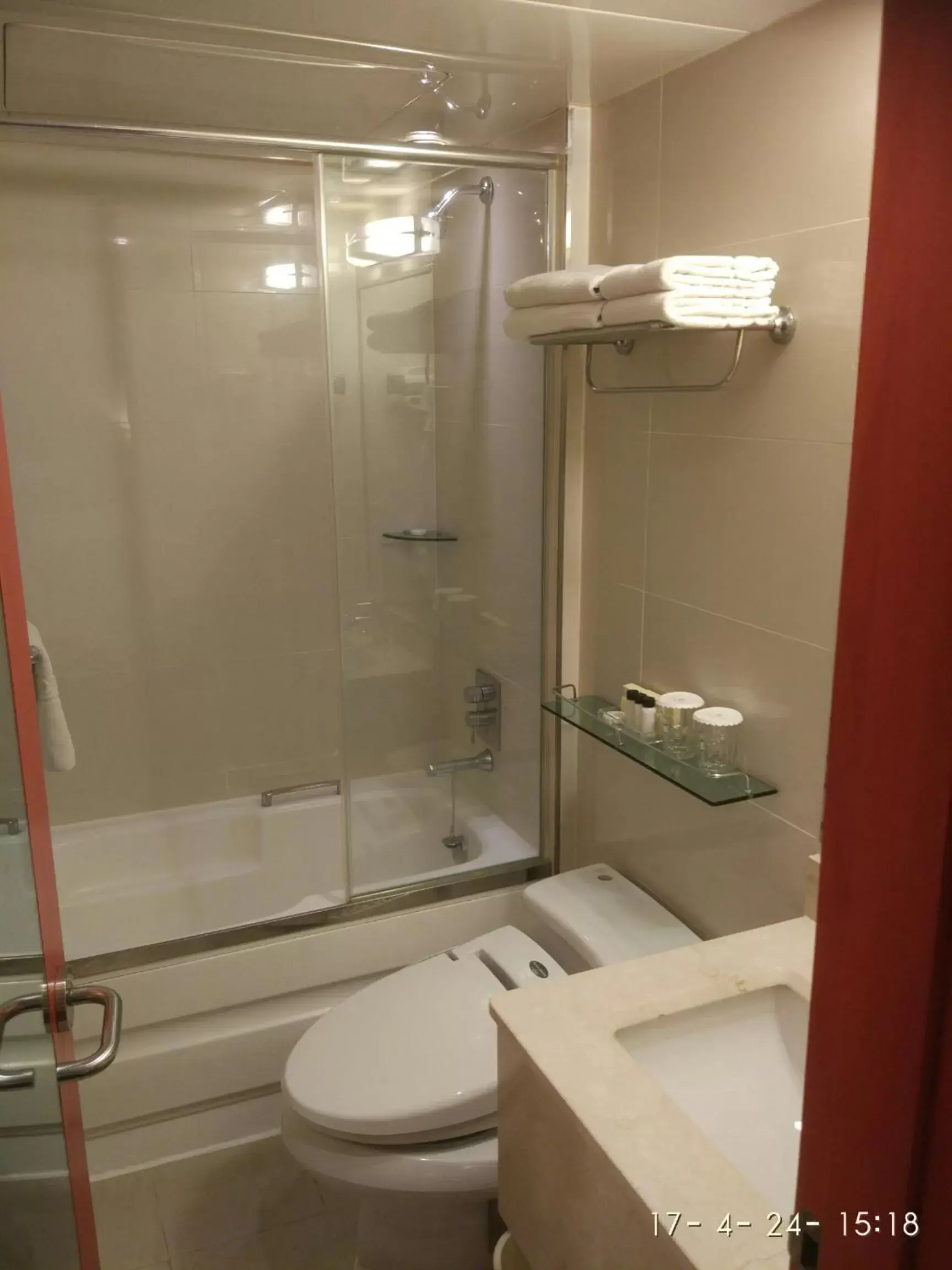 Bathroom in Hotel Prince Seoul