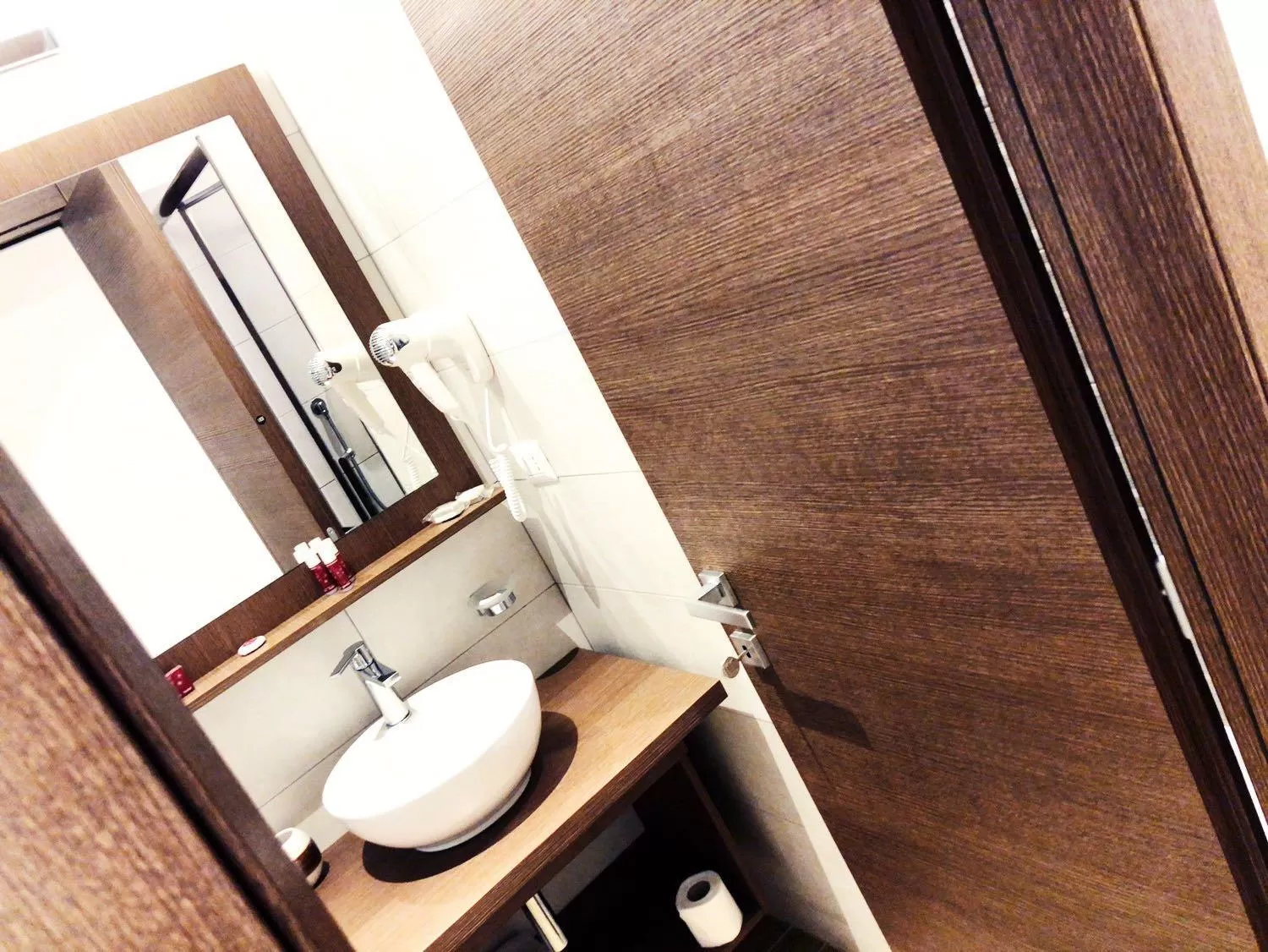 Bathroom in Rome Garden Hotel